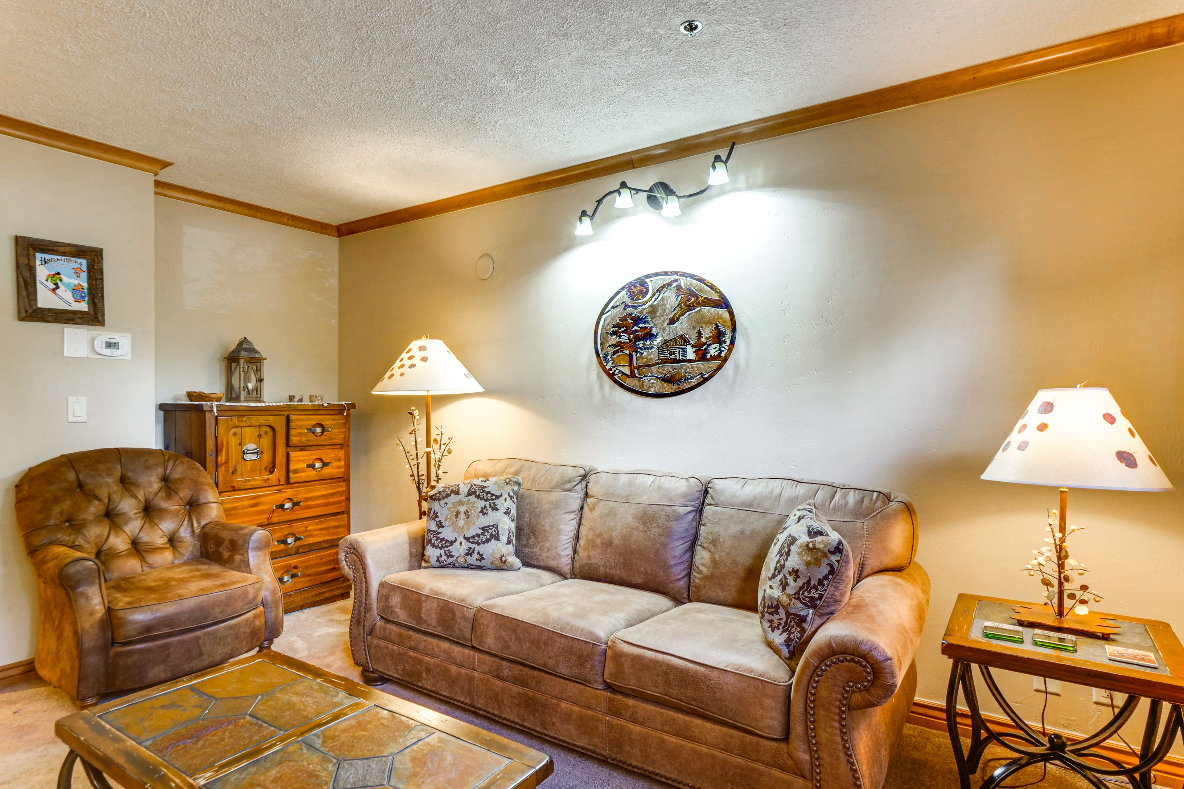 Living Room | Queen Sleeper Sofa
