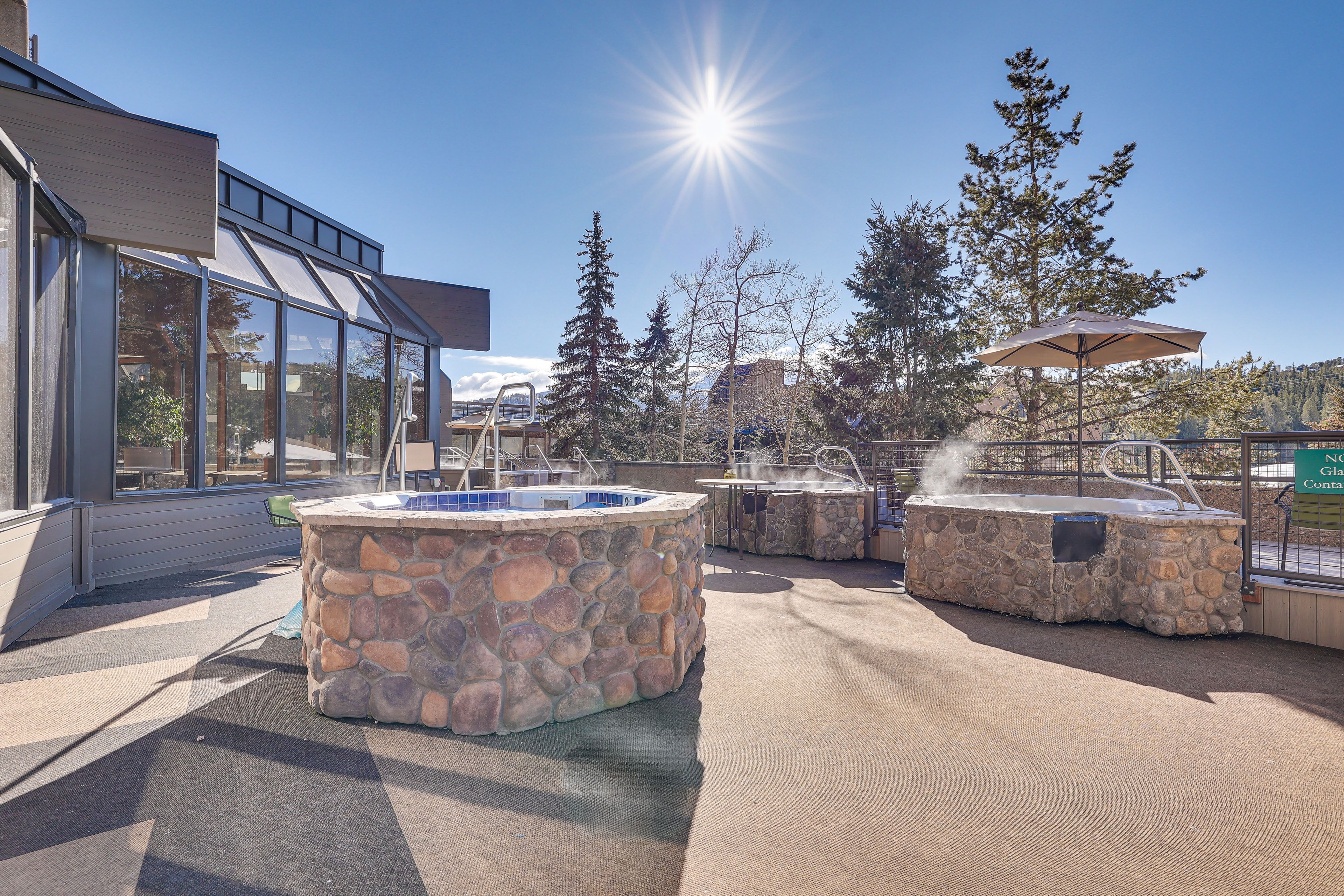 Beaver Run Resort | Community Amenities | Hot Tubs