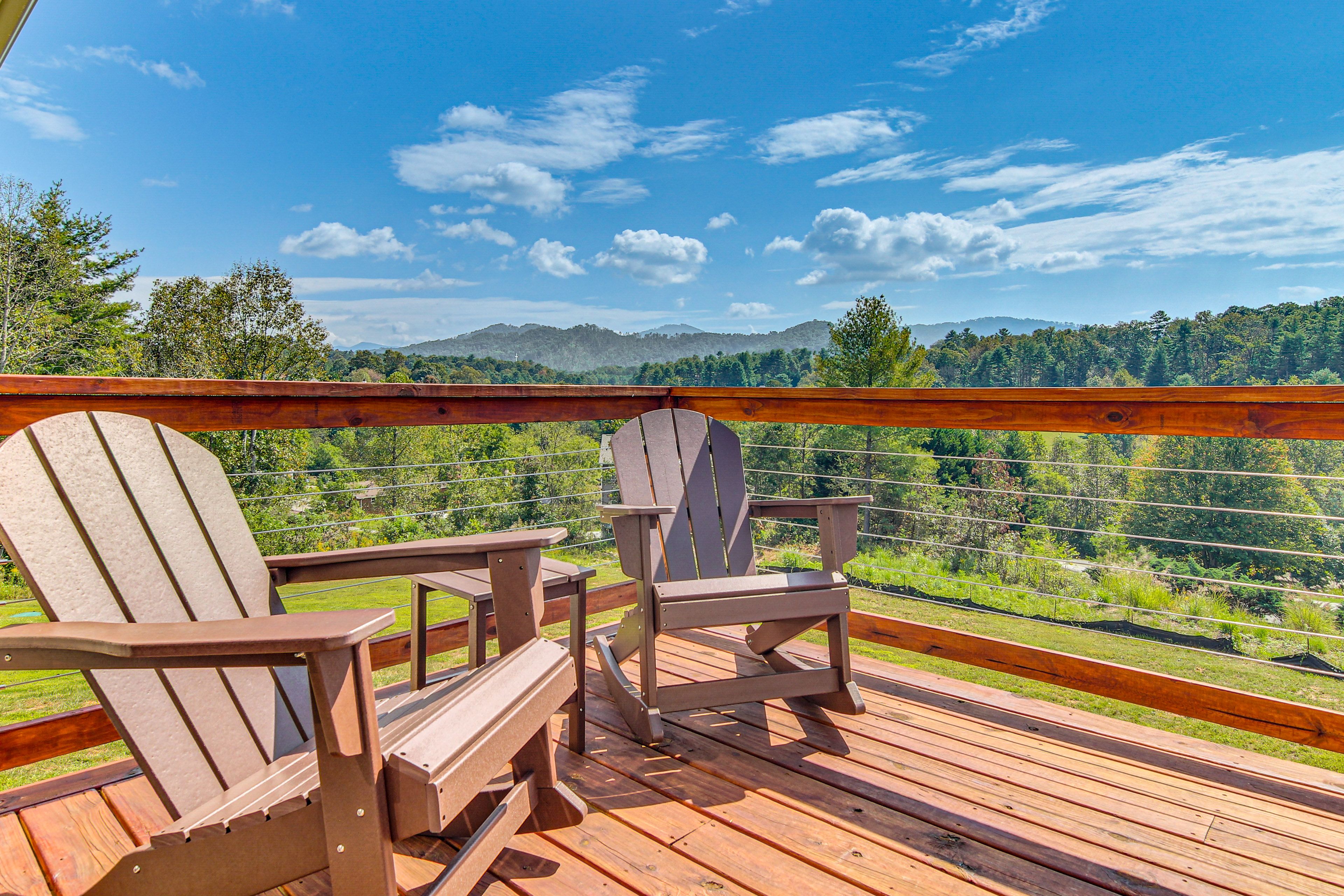 Weaverville Vacation Rental | 3BR | 2BA | Stairs Required | 1,400 Sq Ft