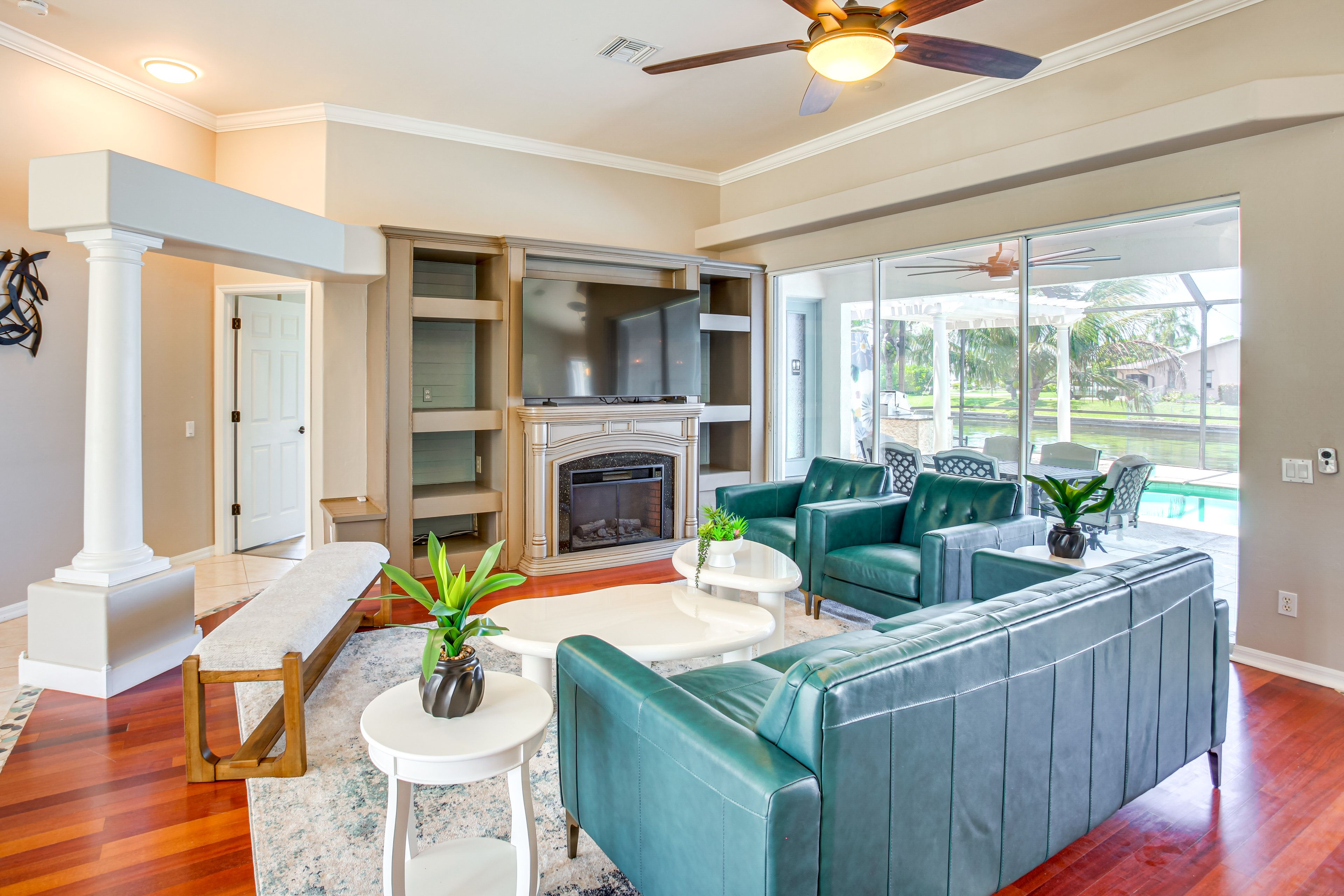 Living Room | Single-Story Home | Gas Fireplace | Central A/C & Heating