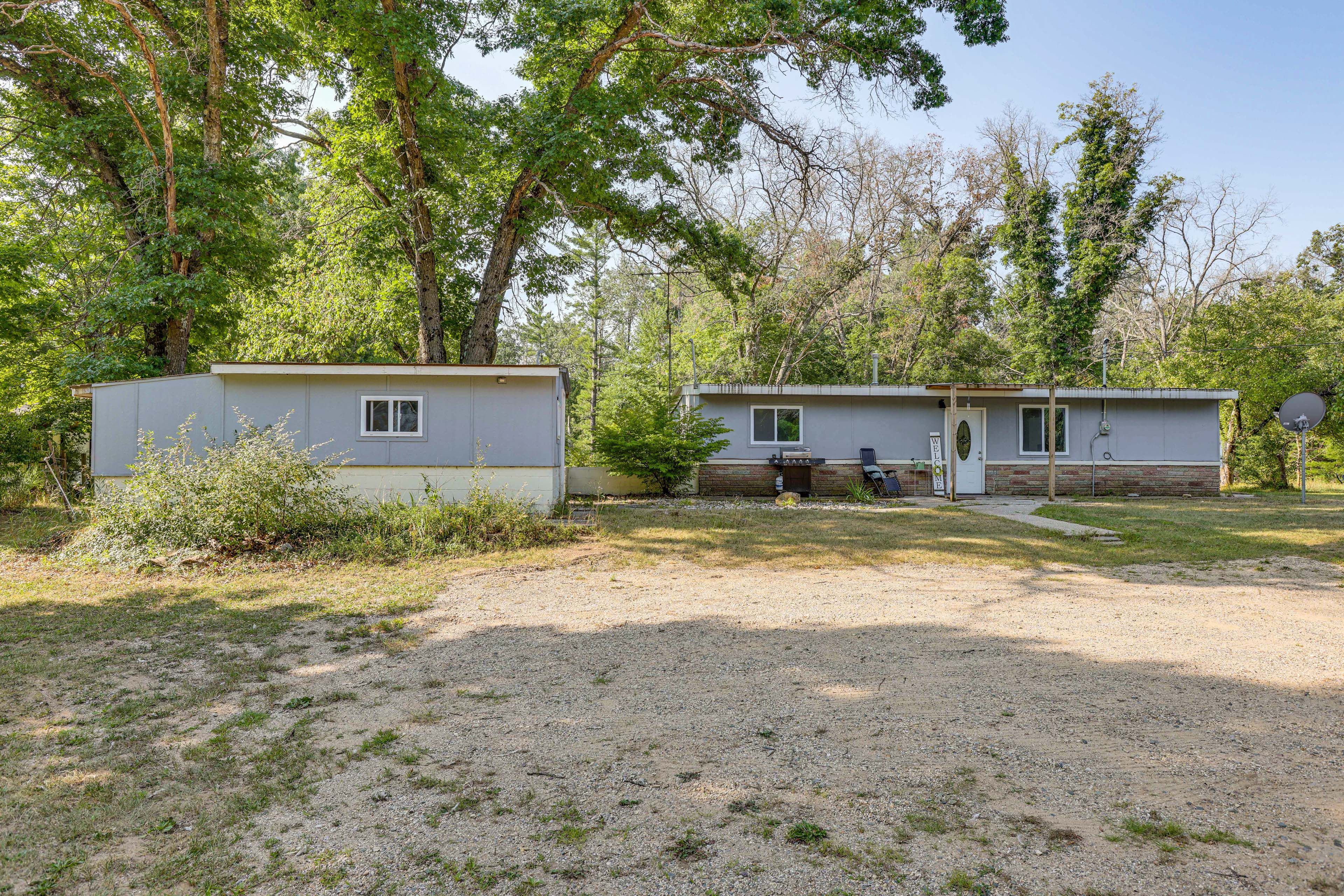 House Exterior | Private Yard