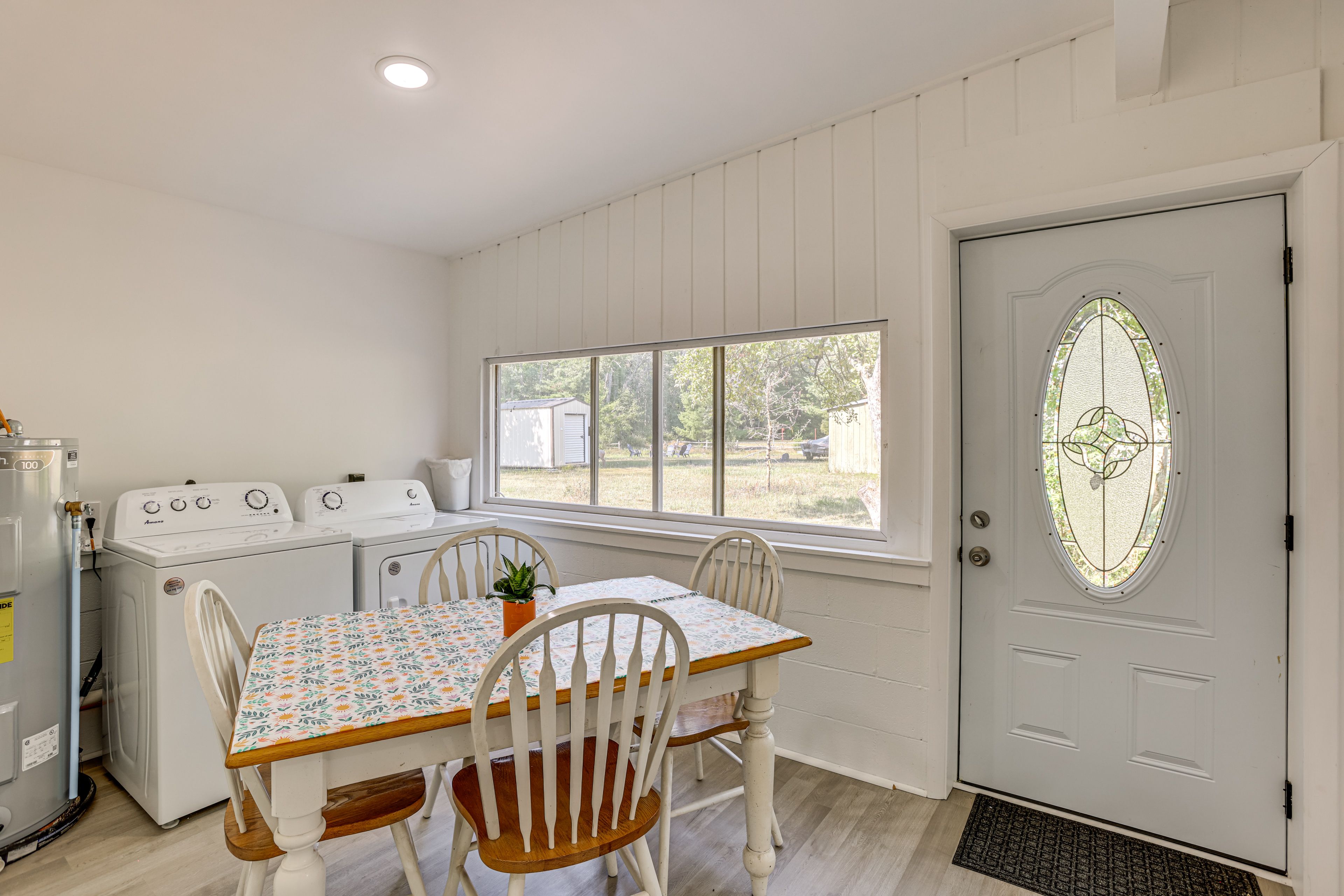 Dining Table | Dishware/Flatware | Laundry