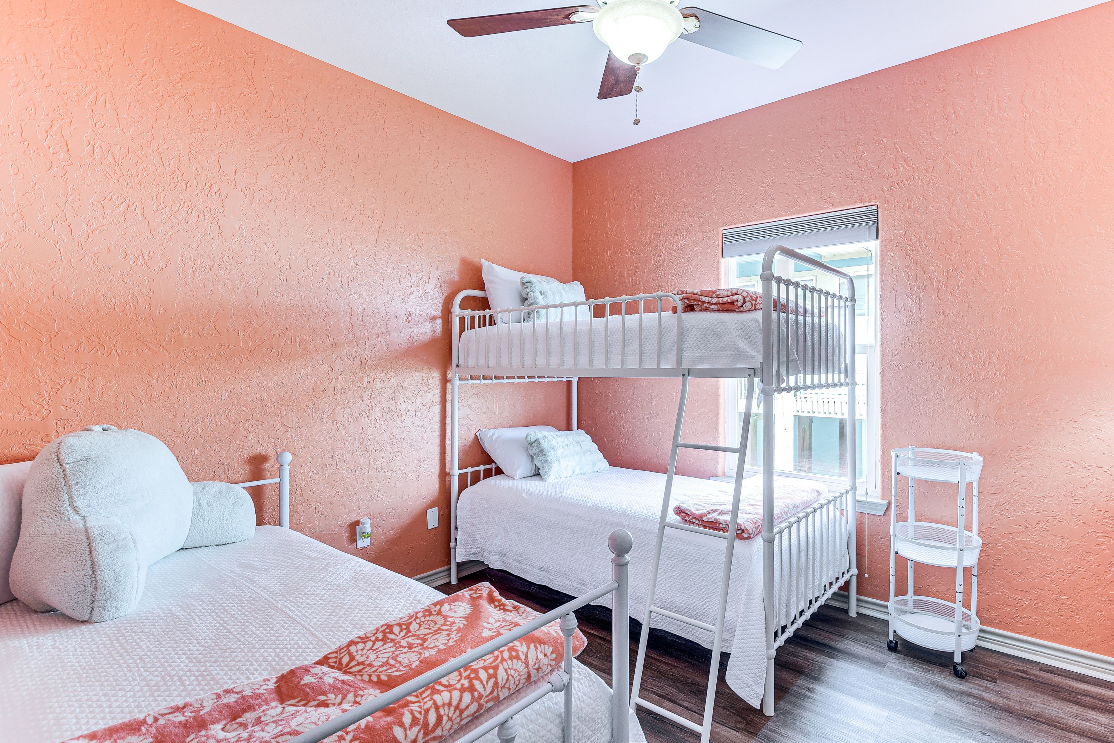 Bedroom 3 | Twin Bunk Bed | Twin Bed