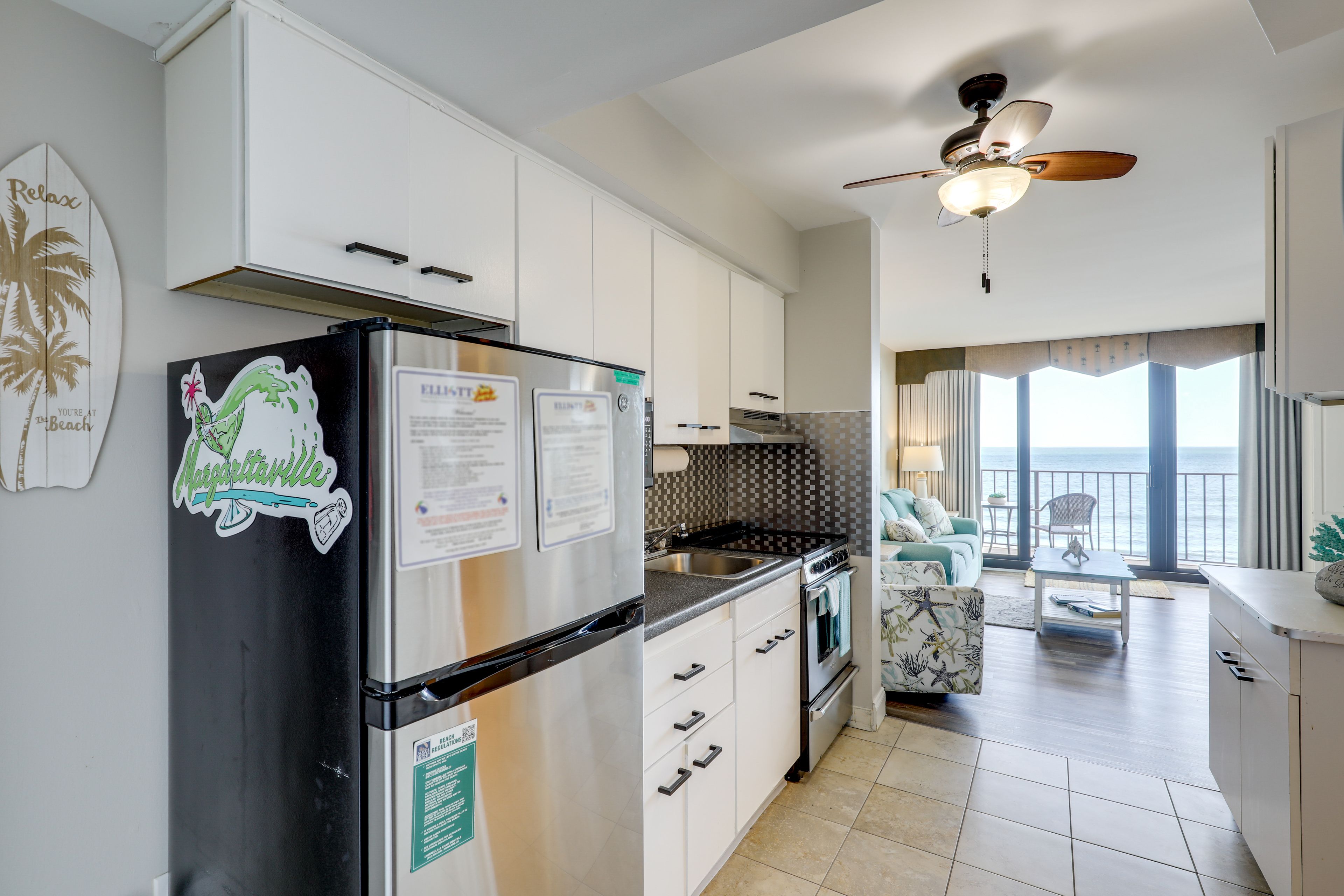Kitchen | Drip Coffee Maker & Keurig