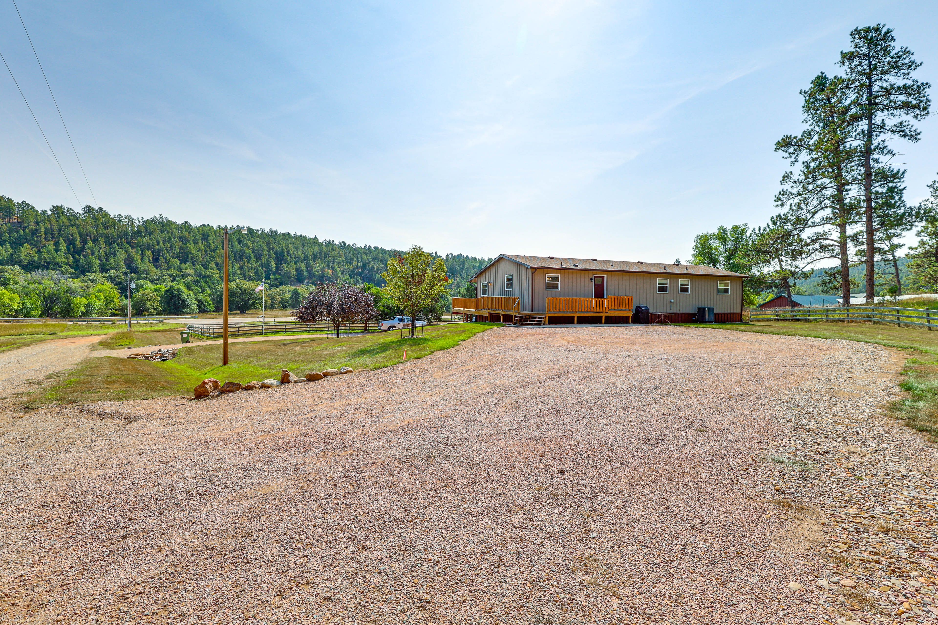 Exterior | Driveway (4 Vehicles) | Trailer Parking Allowed