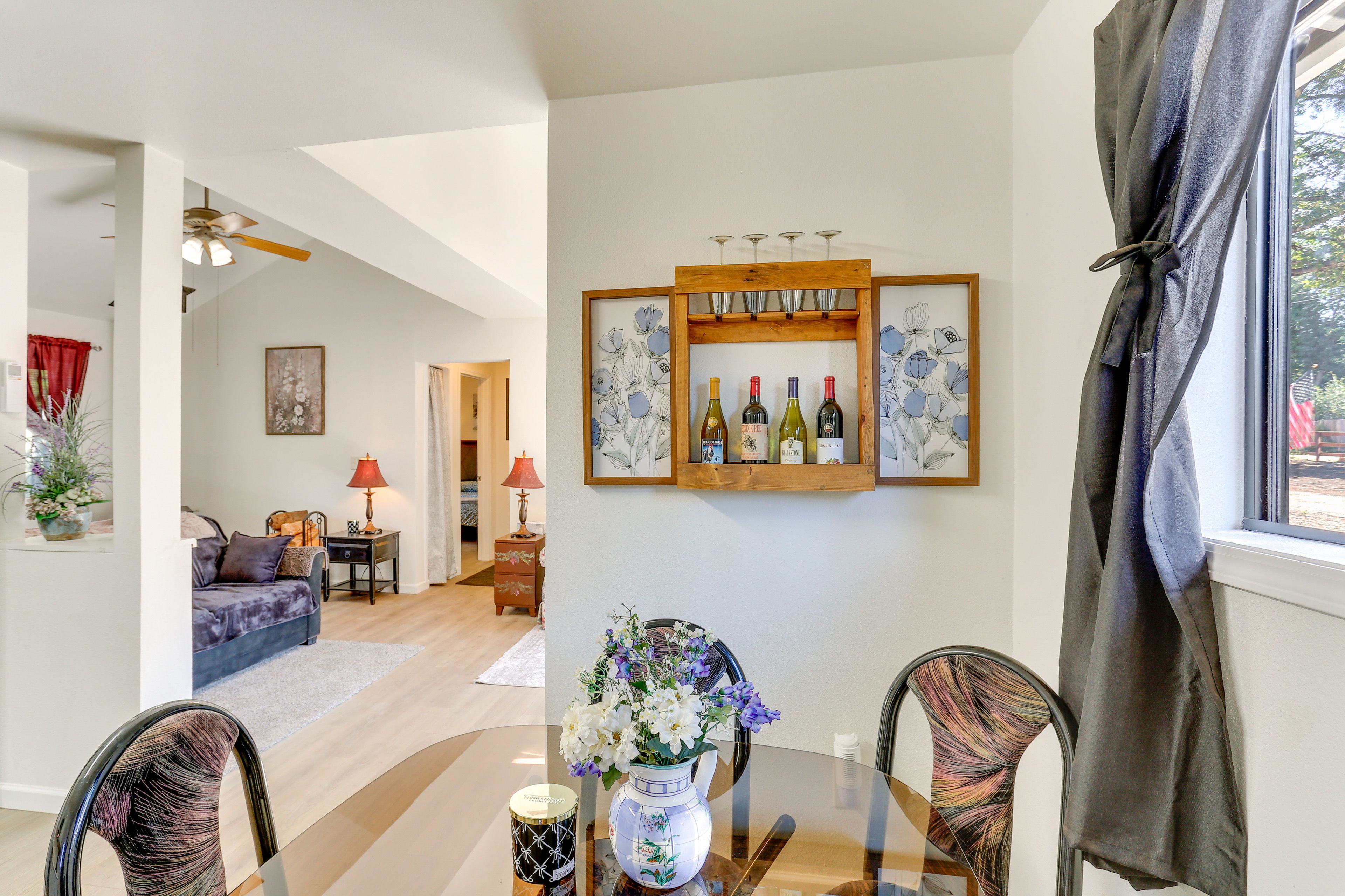 Dining Room | Dishware & Flatware