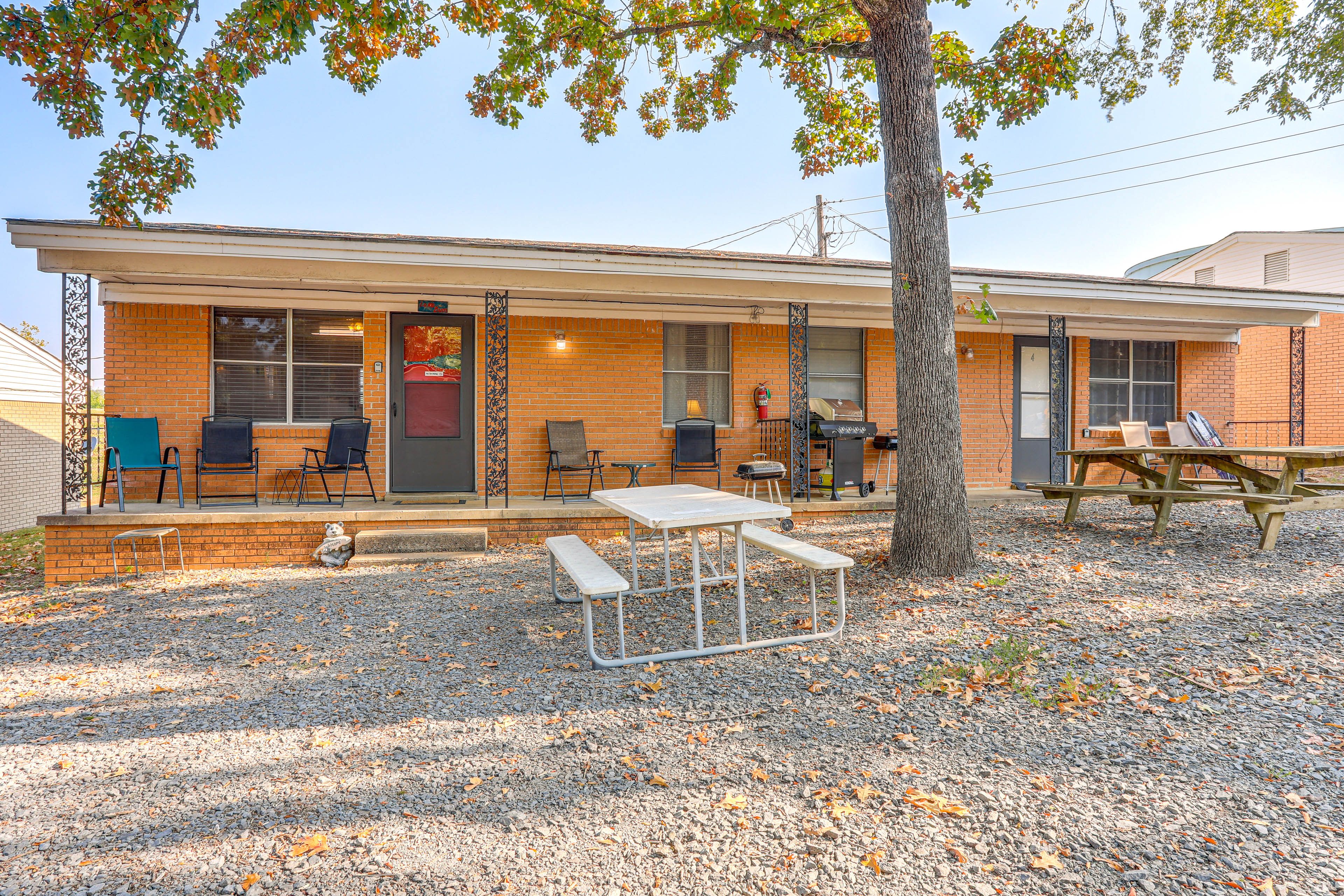 Duplex Exterior | Picnic Table | Charcoal Grill | Shared Boat Dock | Lake Access
