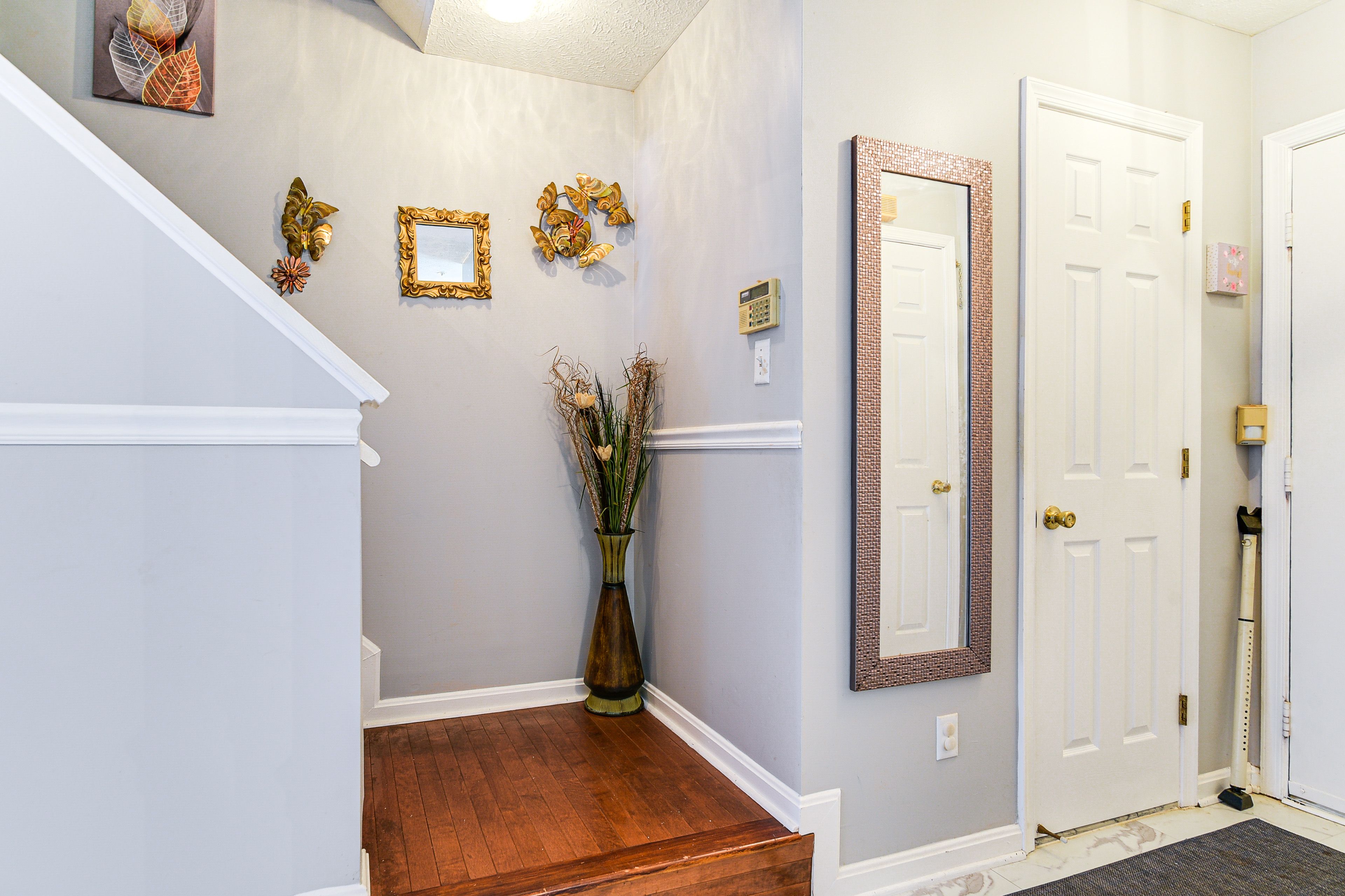 2nd Floor Access
