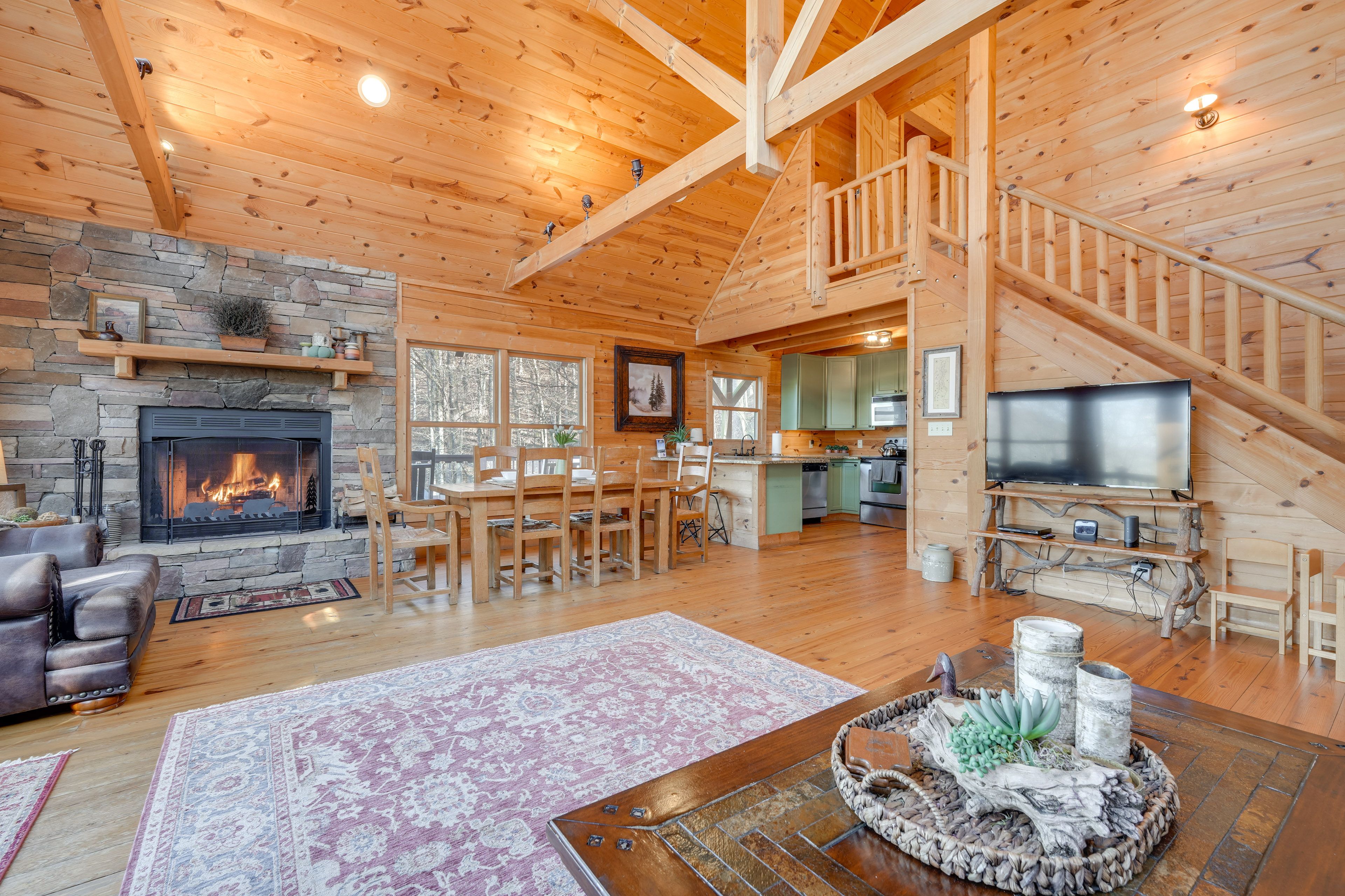 Living Room | Fireplace | Smart TV | Main Level