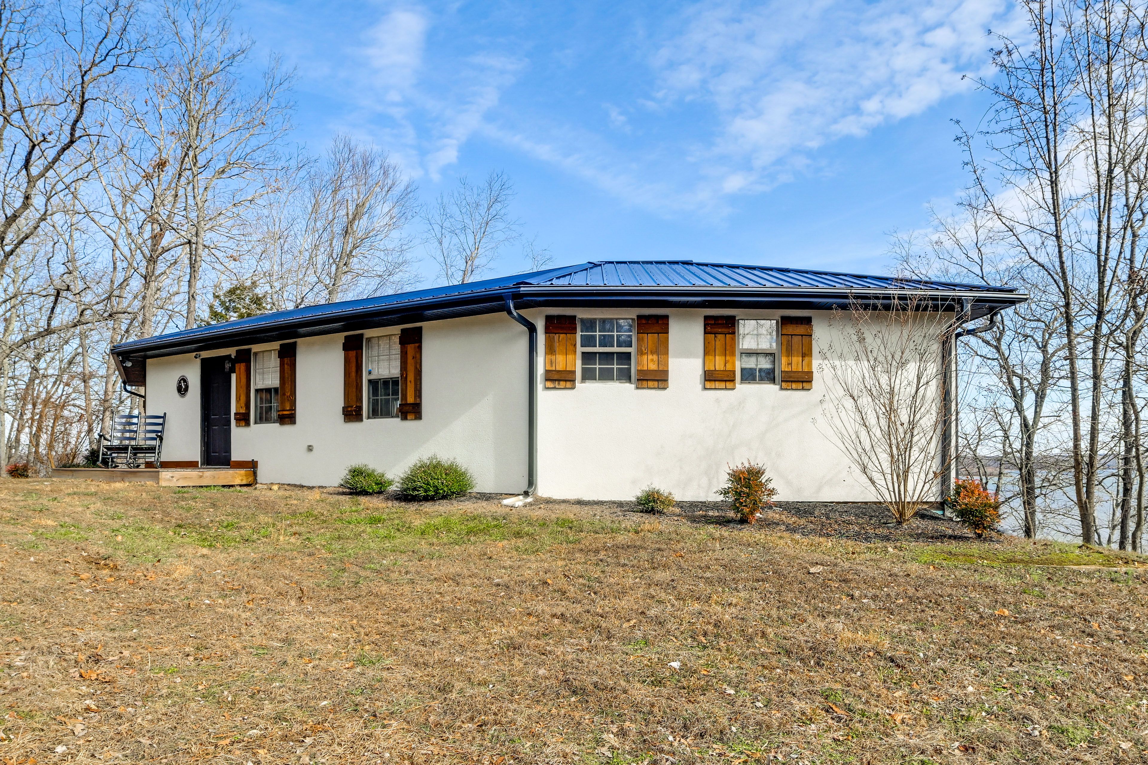 Driveway Parking | 5 Vehicles