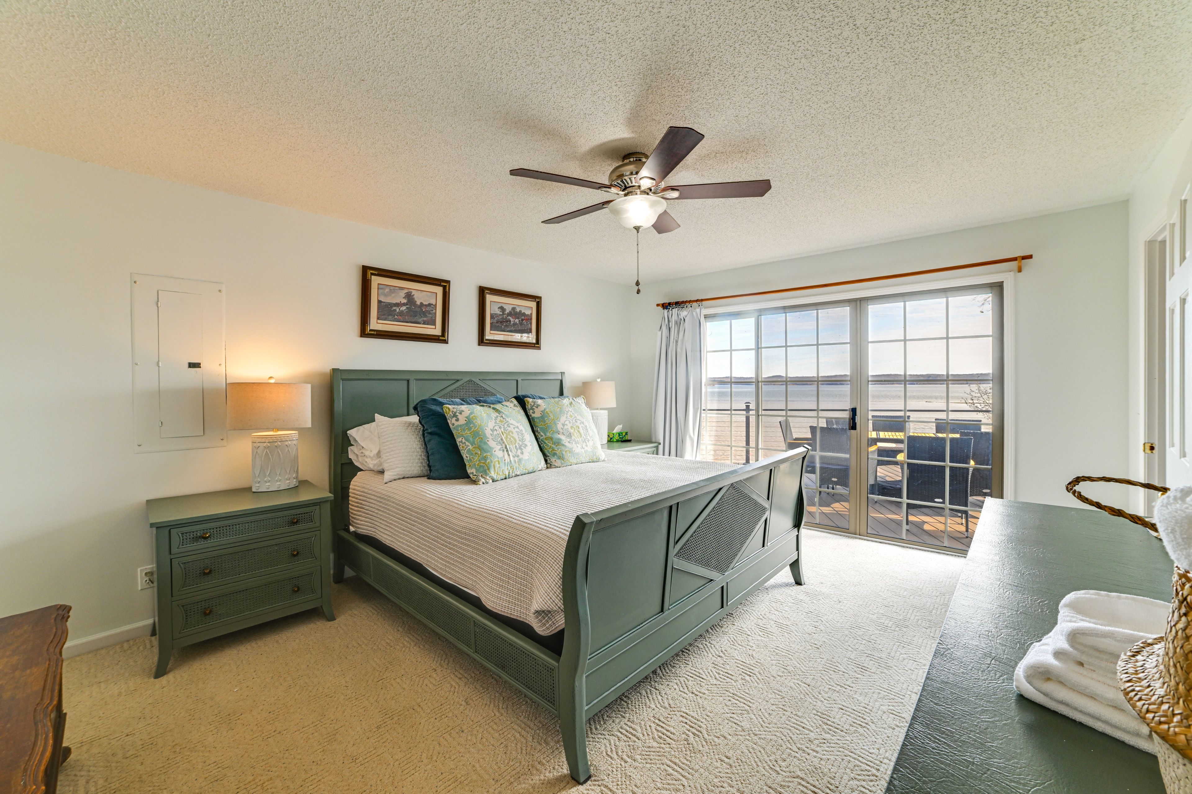 Bedroom 1 | King Bed | Main Level