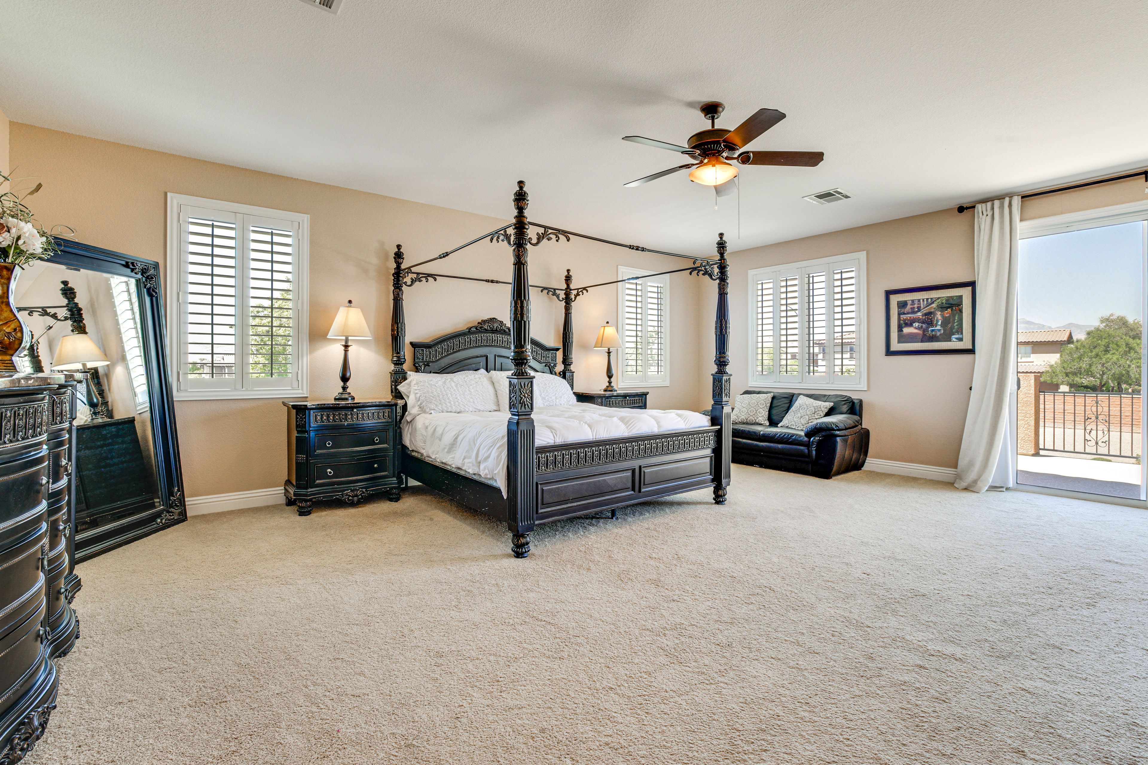 Bedroom 1 | King Bed | 2nd Floor | En-Suite Bathroom | Attached Office Area