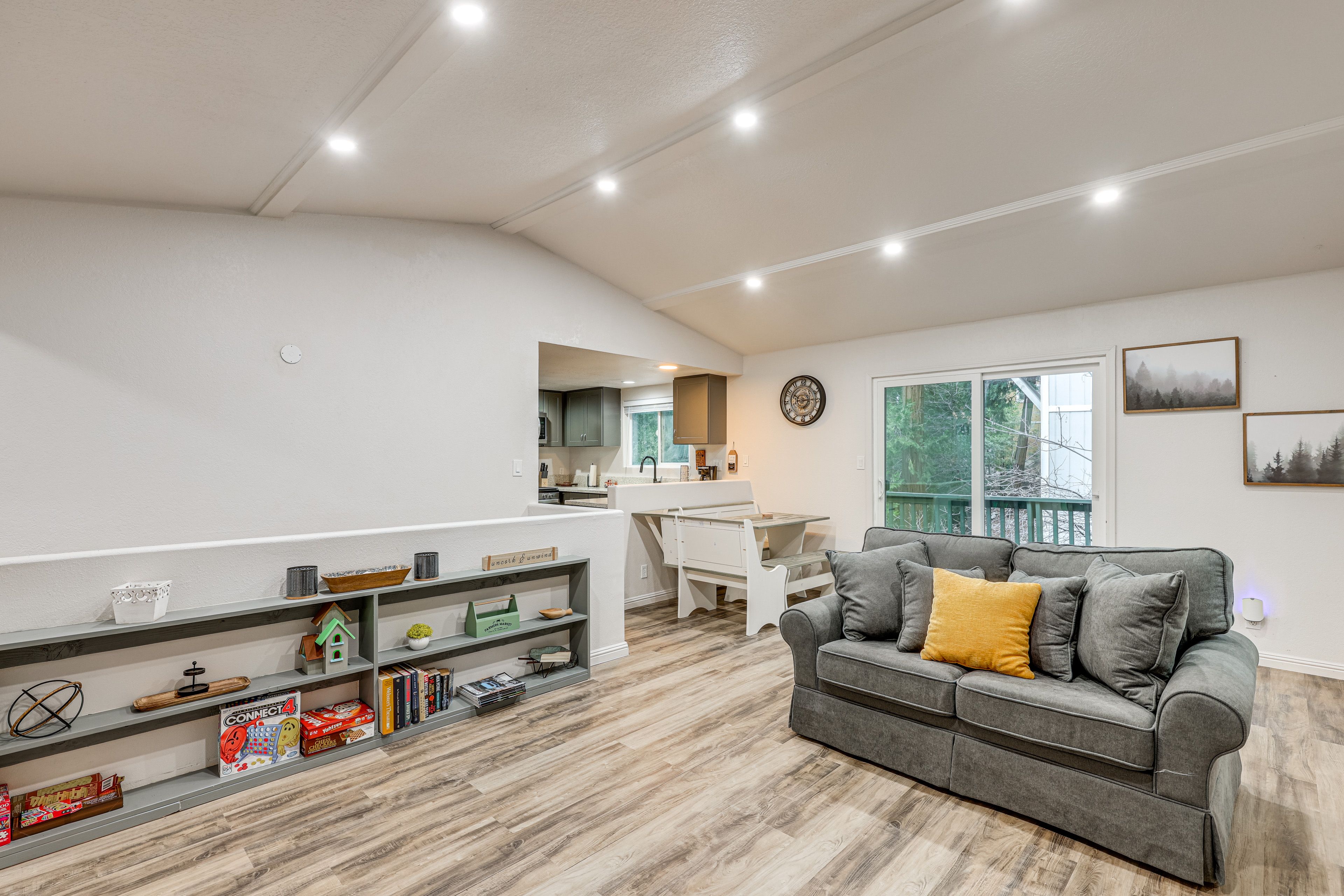 Living Area | Main Floor