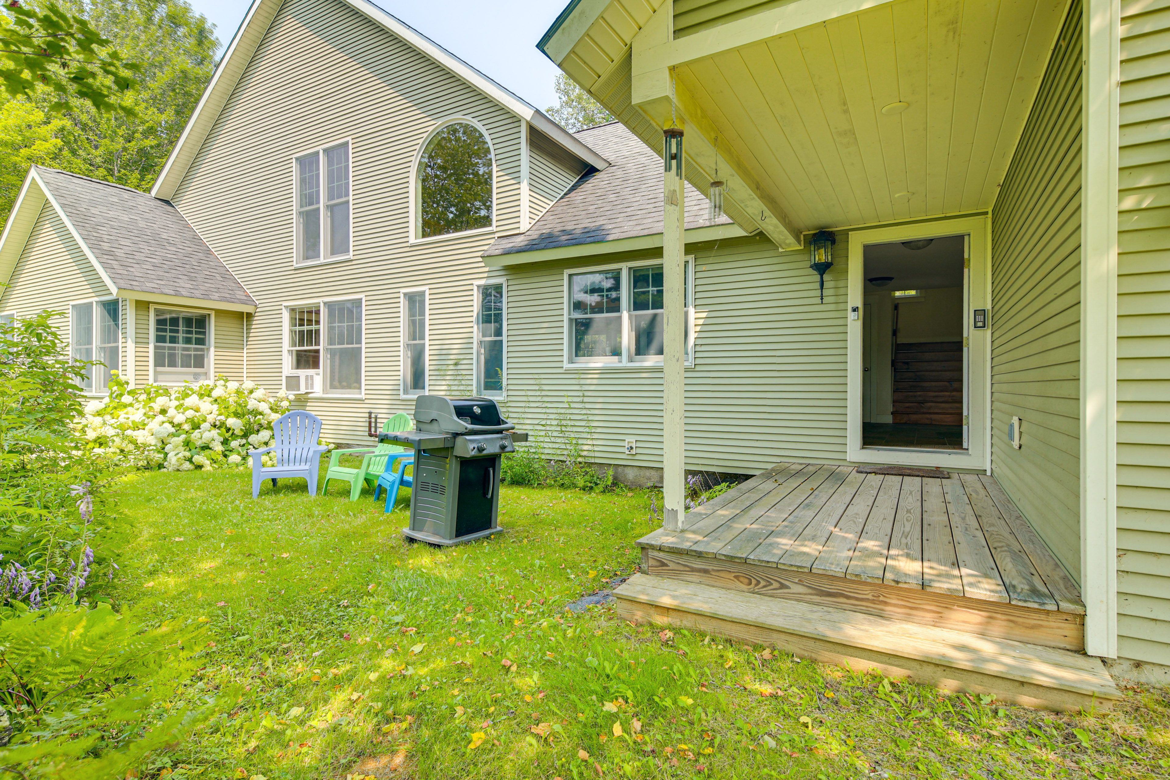 Property Exterior | Garage (2 Vehicles) | Driveway (4 Vehicles)