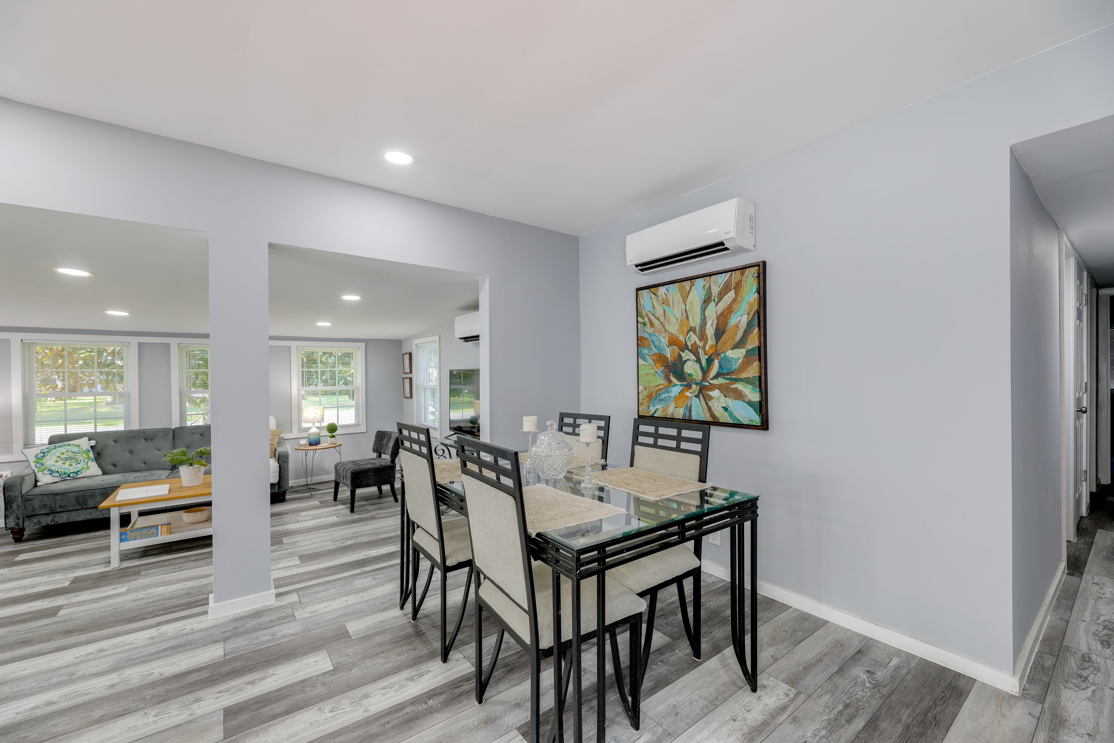 Dining Area | Dishware & Flatware