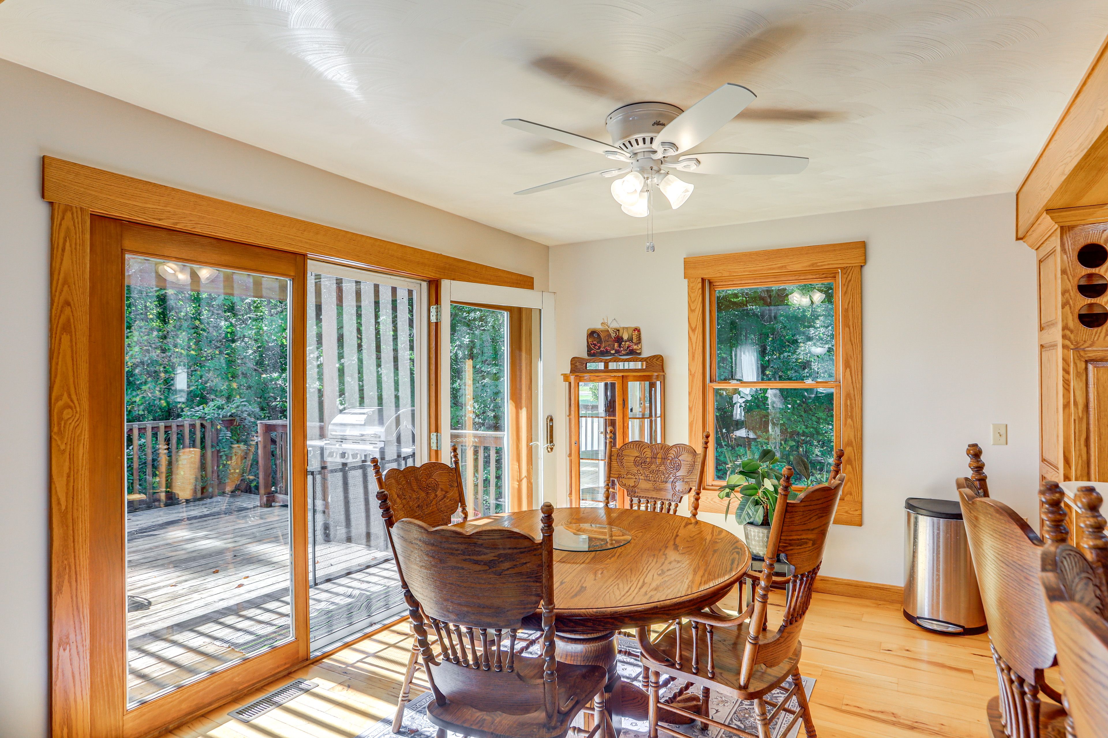 Dining Area | Upper Level | Dishware/Flatware