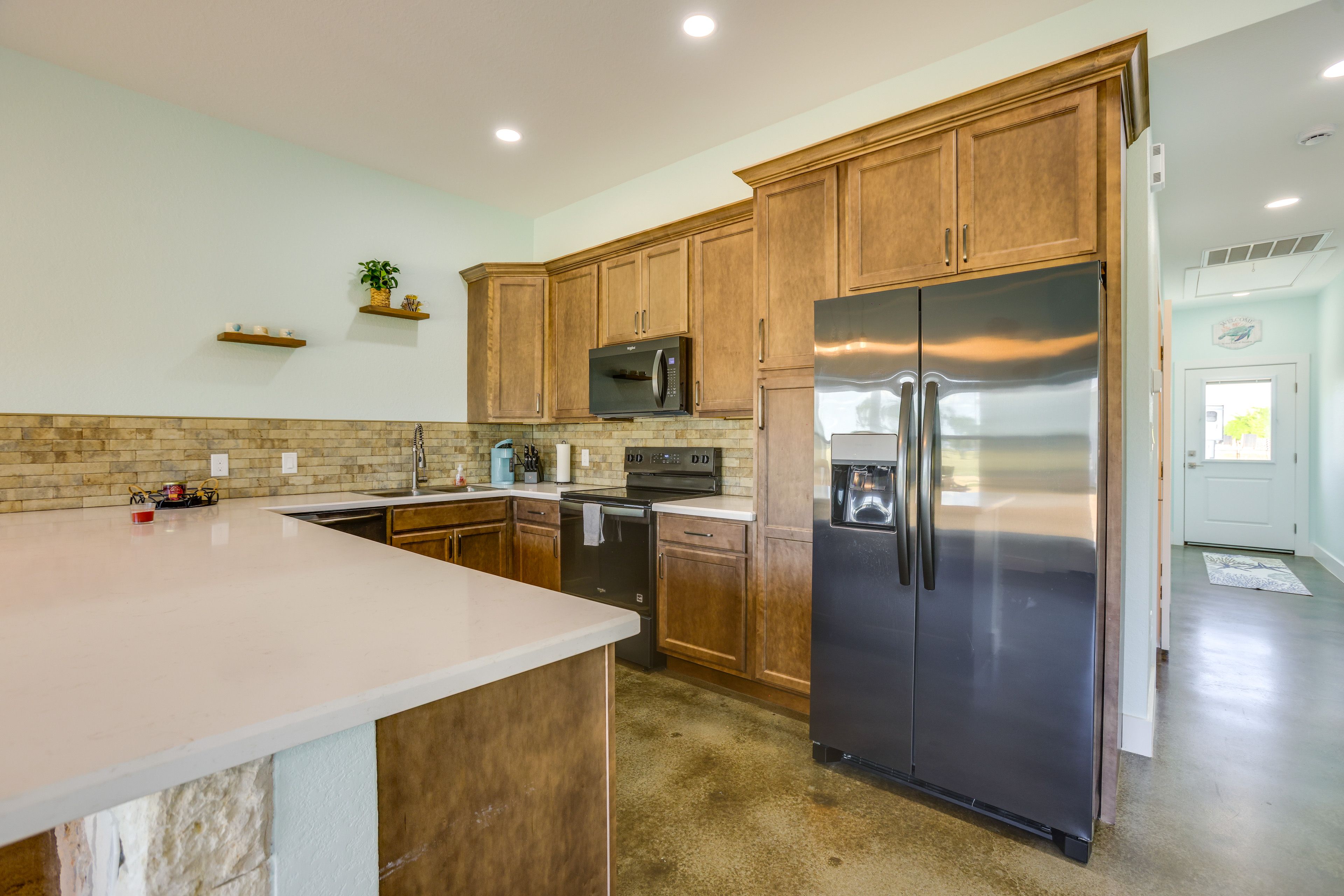 Kitchen | Coffee Maker | Dishwasher