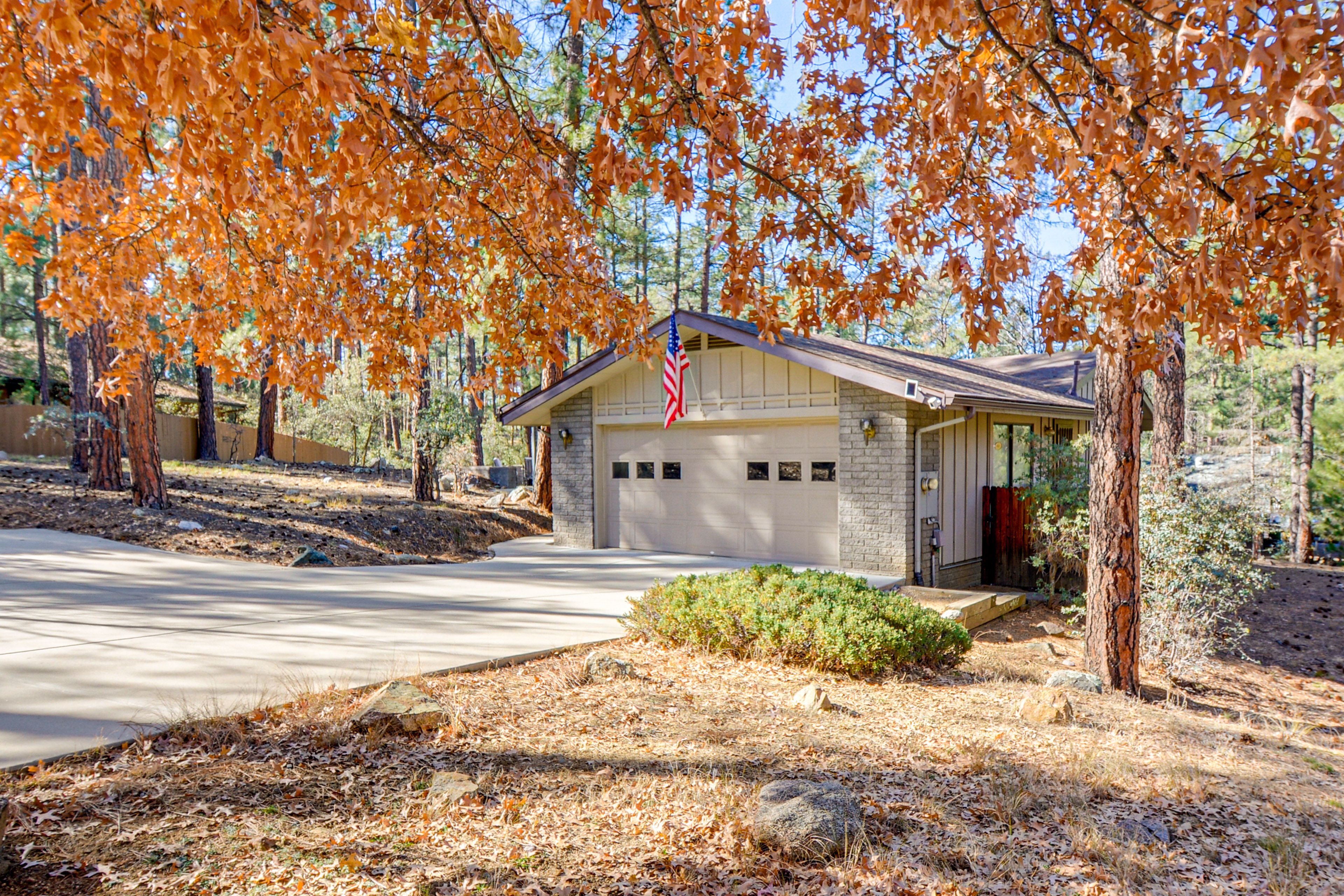 Driveway | 4 Vehicles