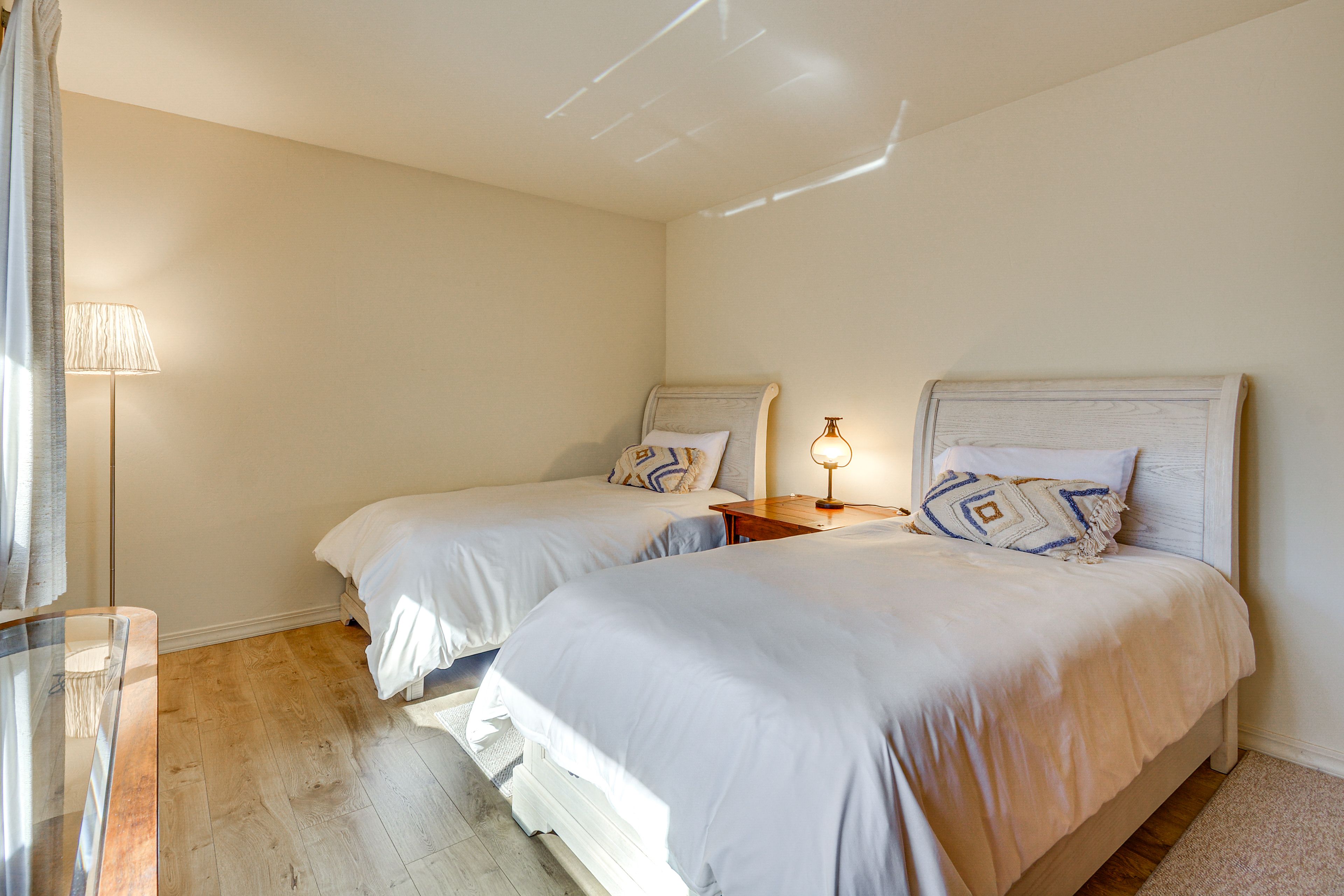 Bedroom 2 | 2 Twin Beds