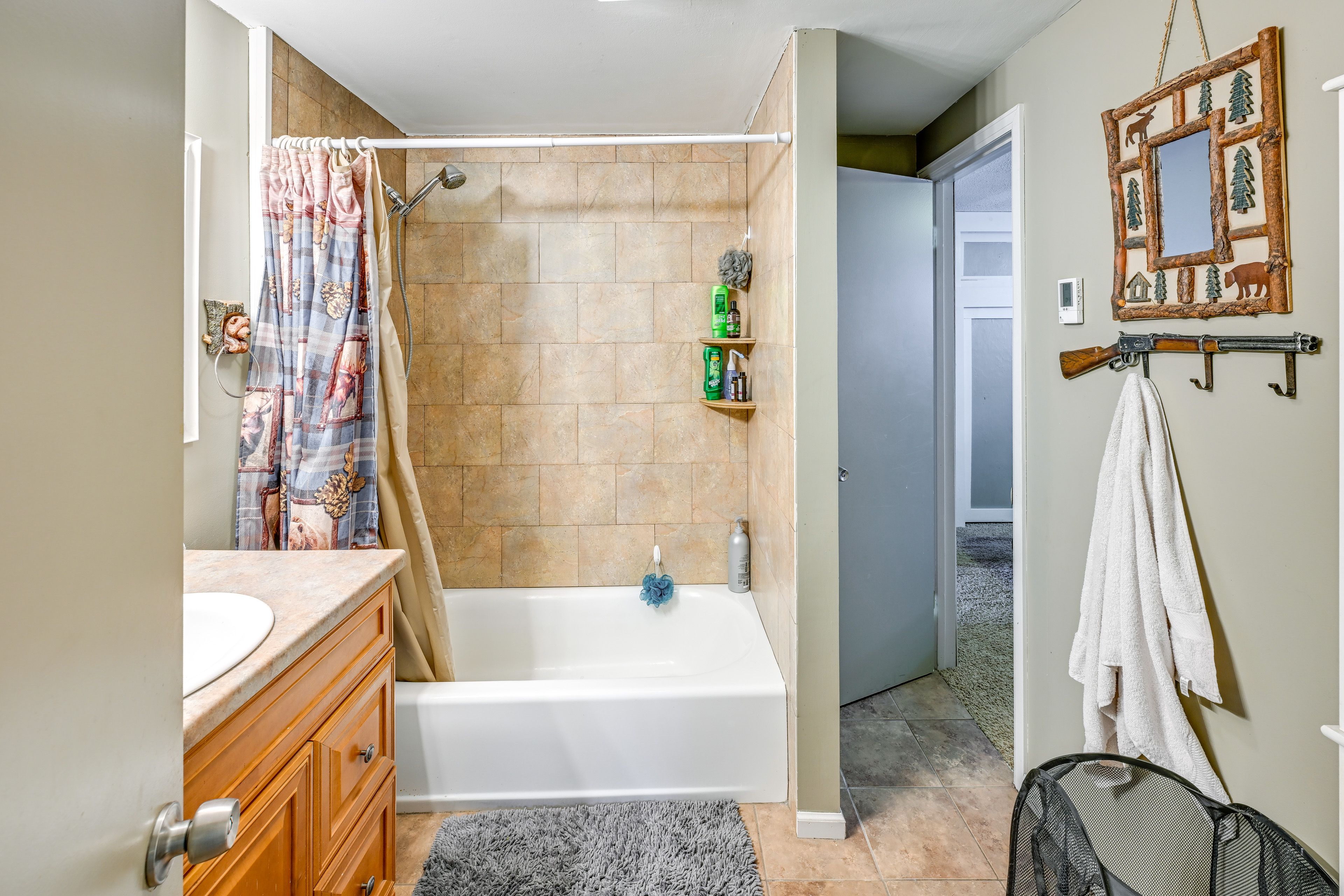 Bathroom | Towels Provided