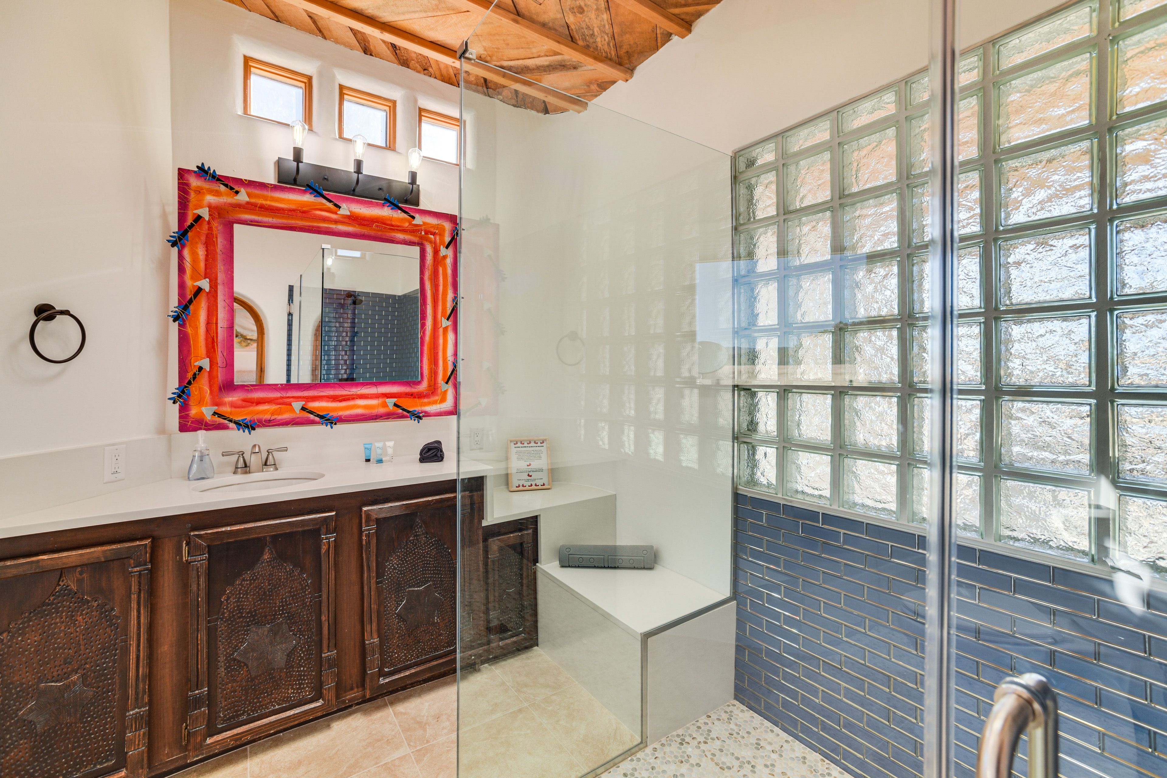 En-Suite Bathroom | 2nd Floor | Complimentary Toiletries