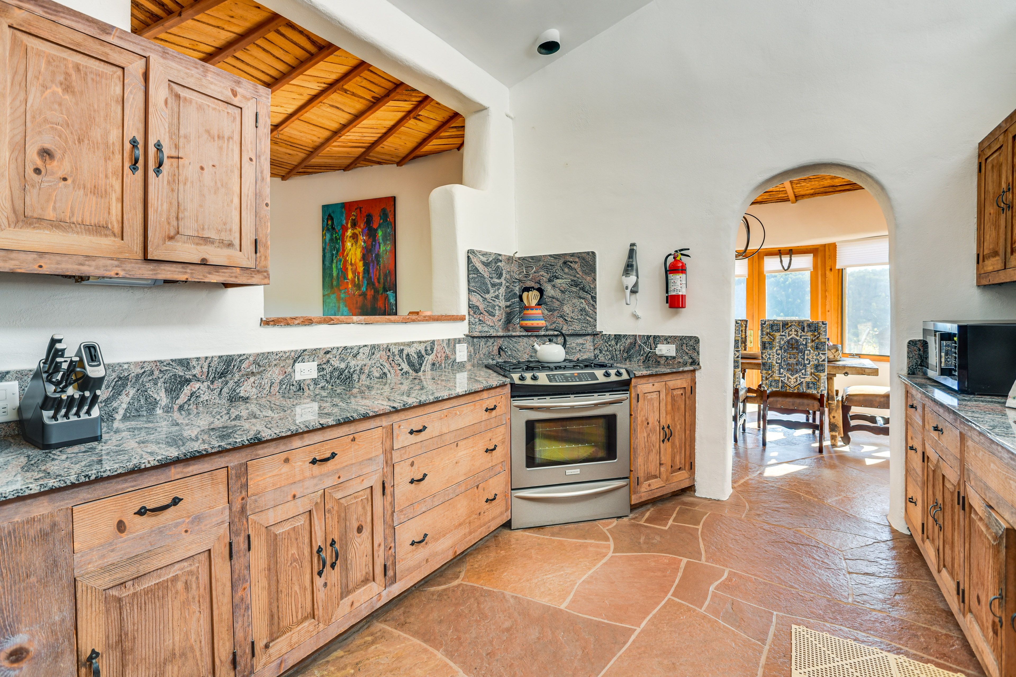 Kitchen | 1st Floor | Single-Serve Coffee Maker