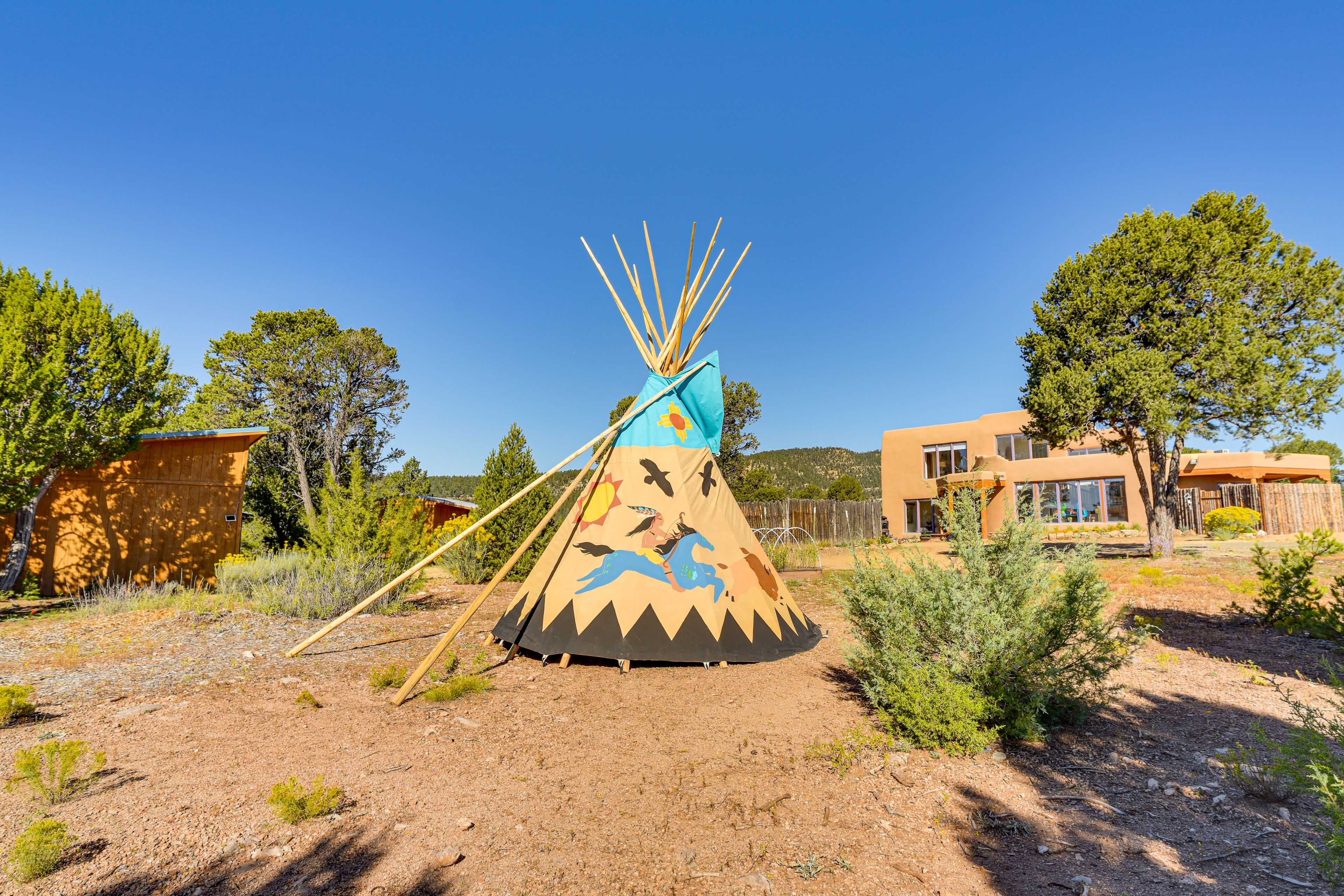Outdoor Space | Teepee | Garden