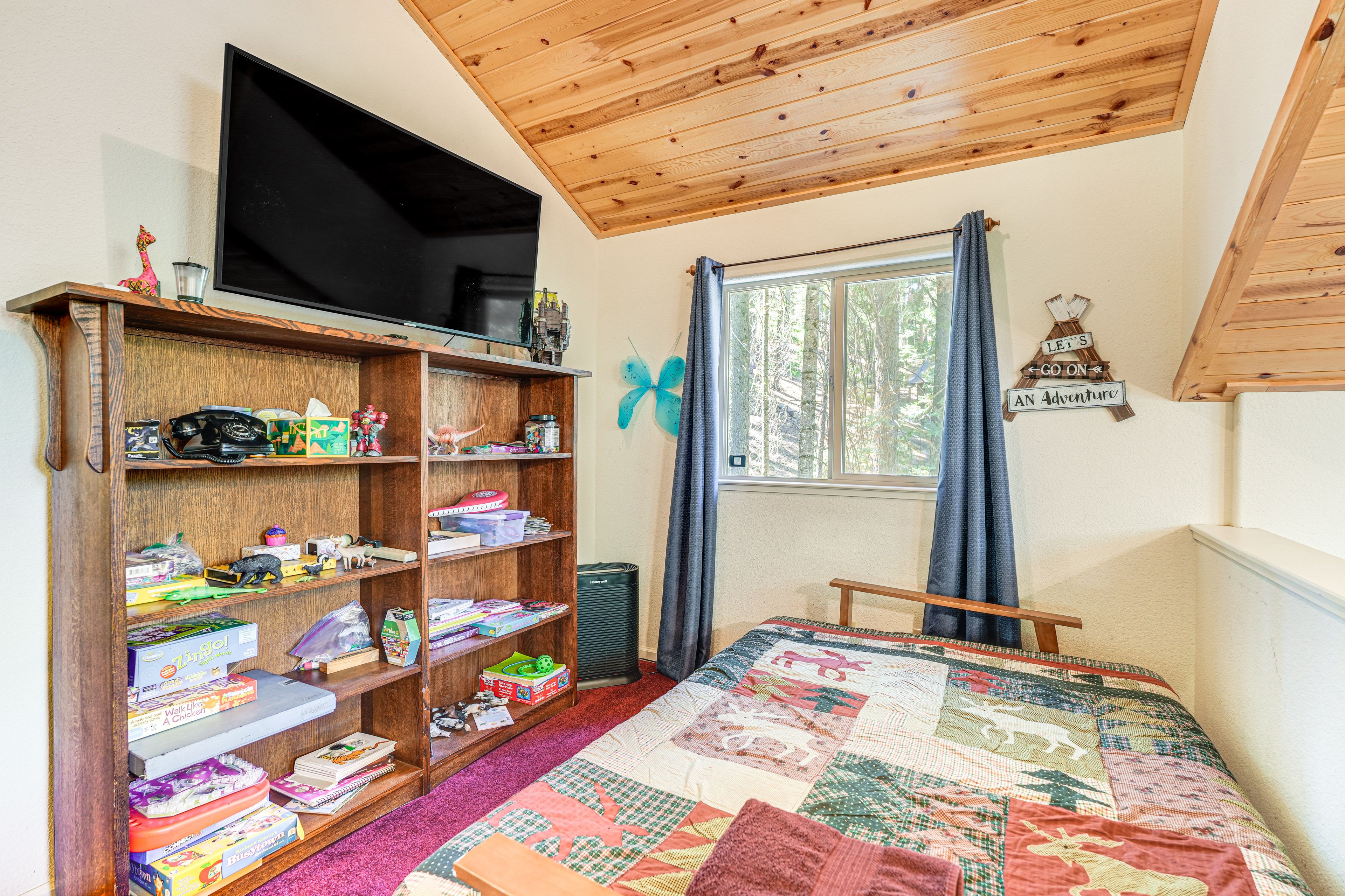 Loft | 2nd Floor | Full Futon | Board Games