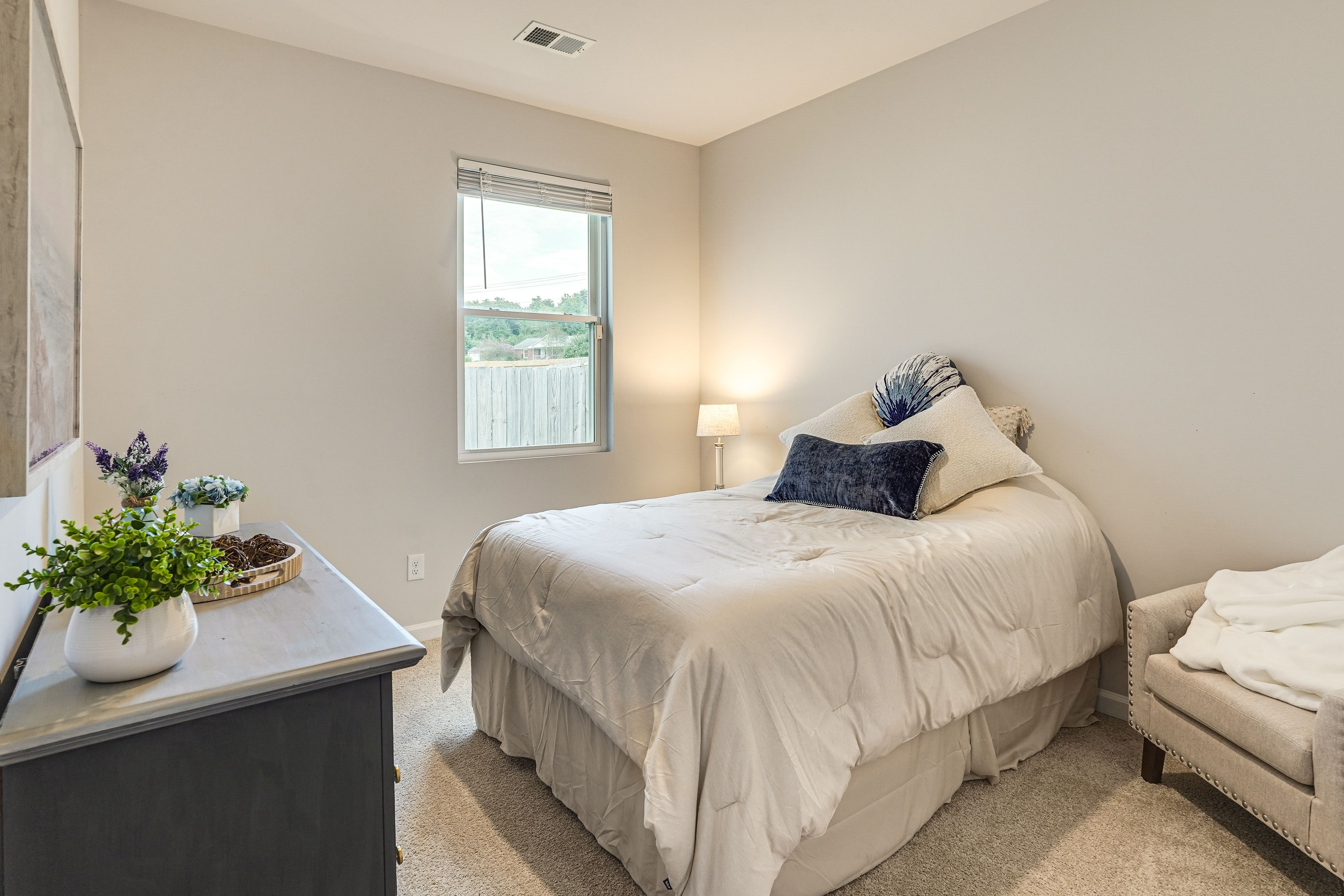 Bedroom 2 | Full Bed | Linens