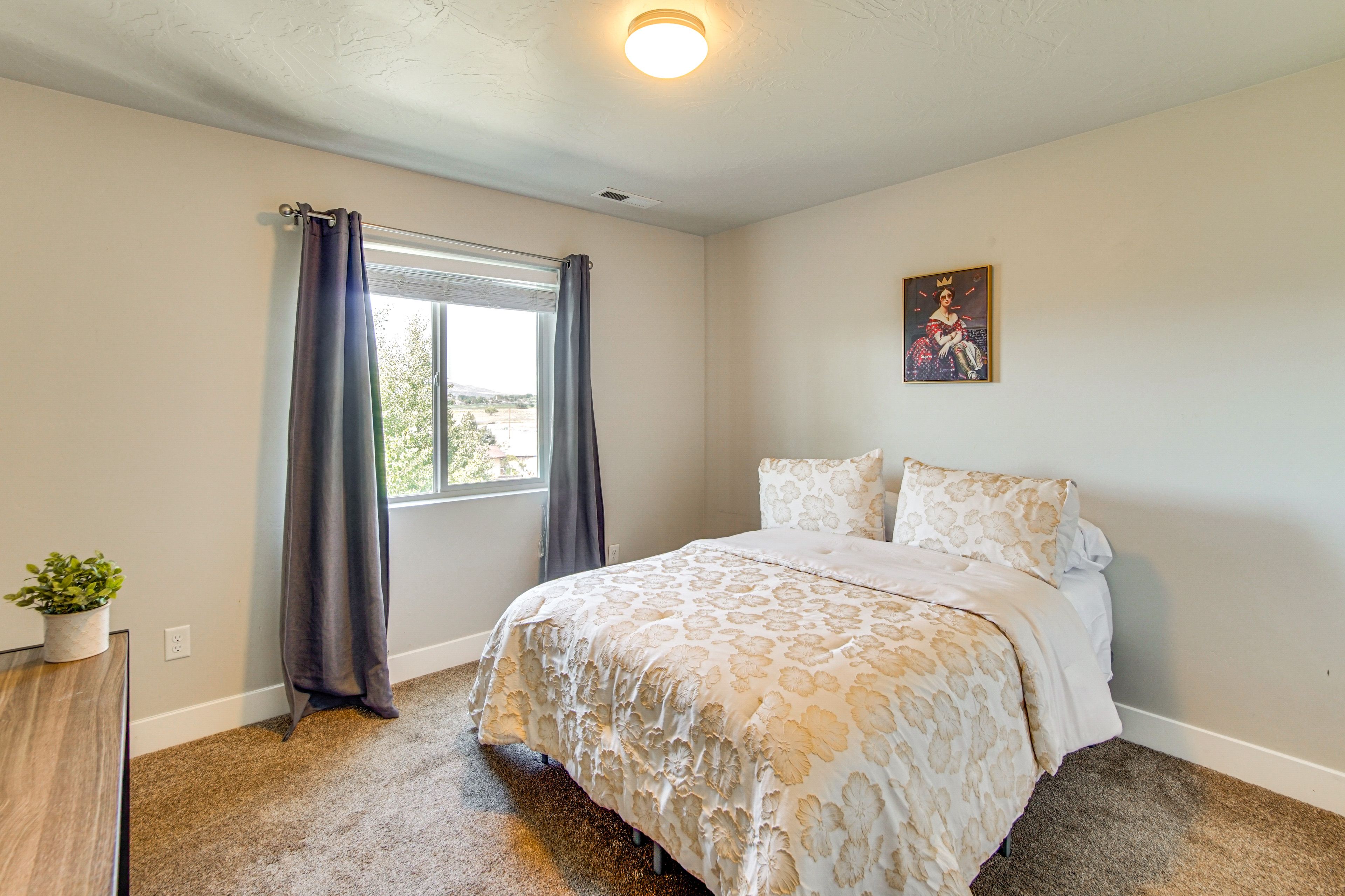 Bedroom 5 | Full Bed | Smart TV | Lower Level
