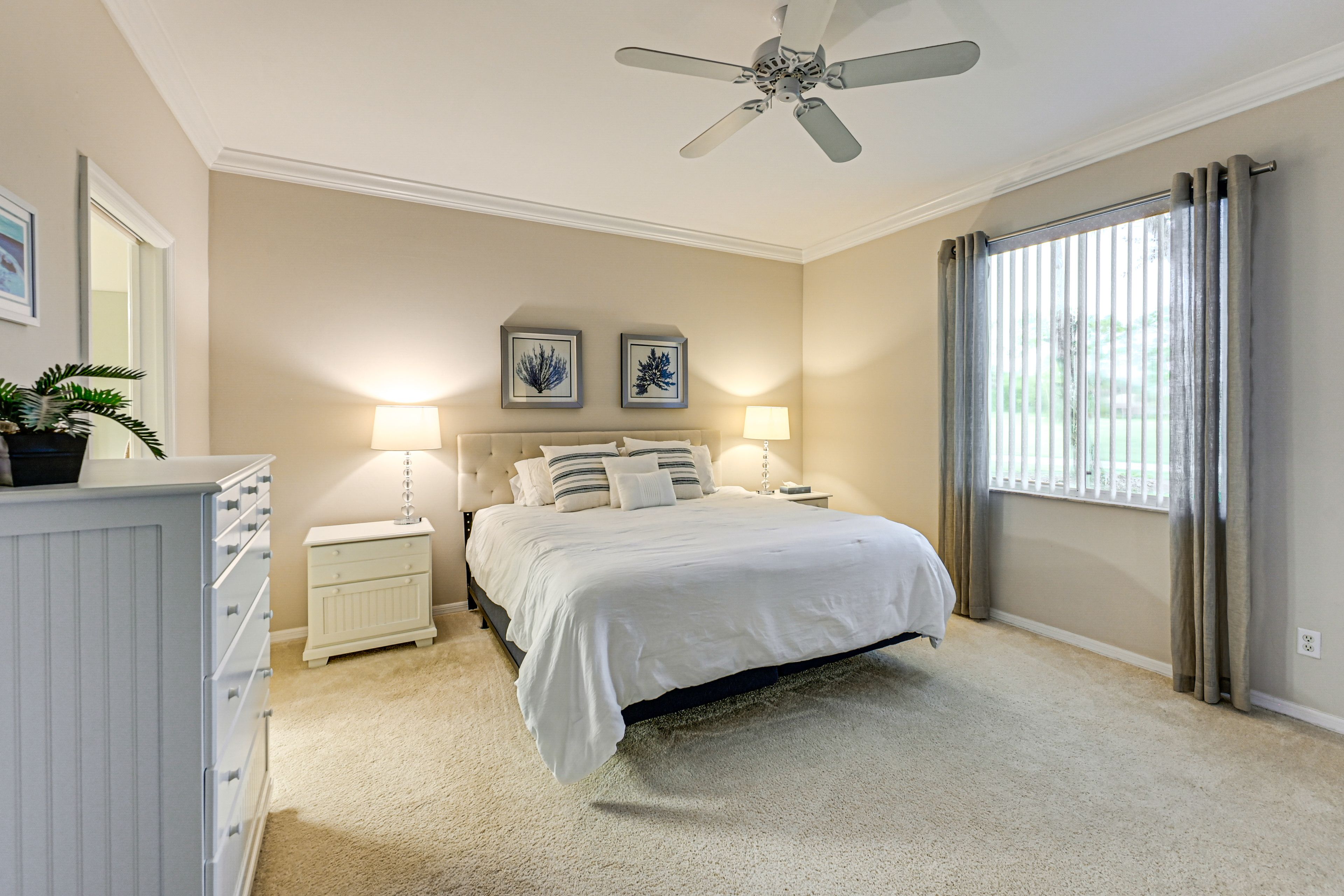 Bedroom 1 | King Bed | En-Suite Bathroom