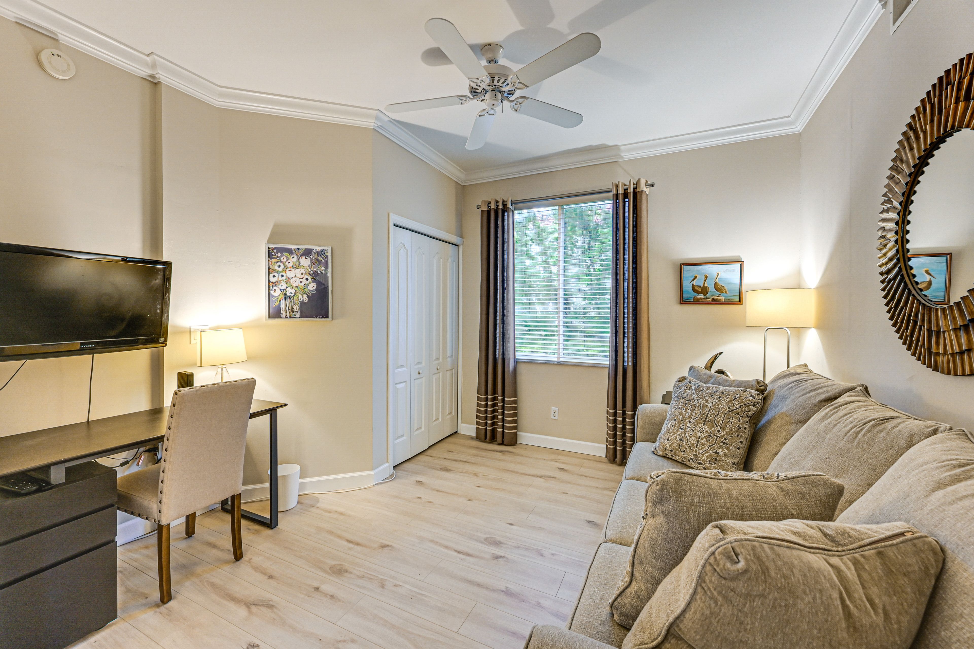 Office | Queen Sleeper Sofa
