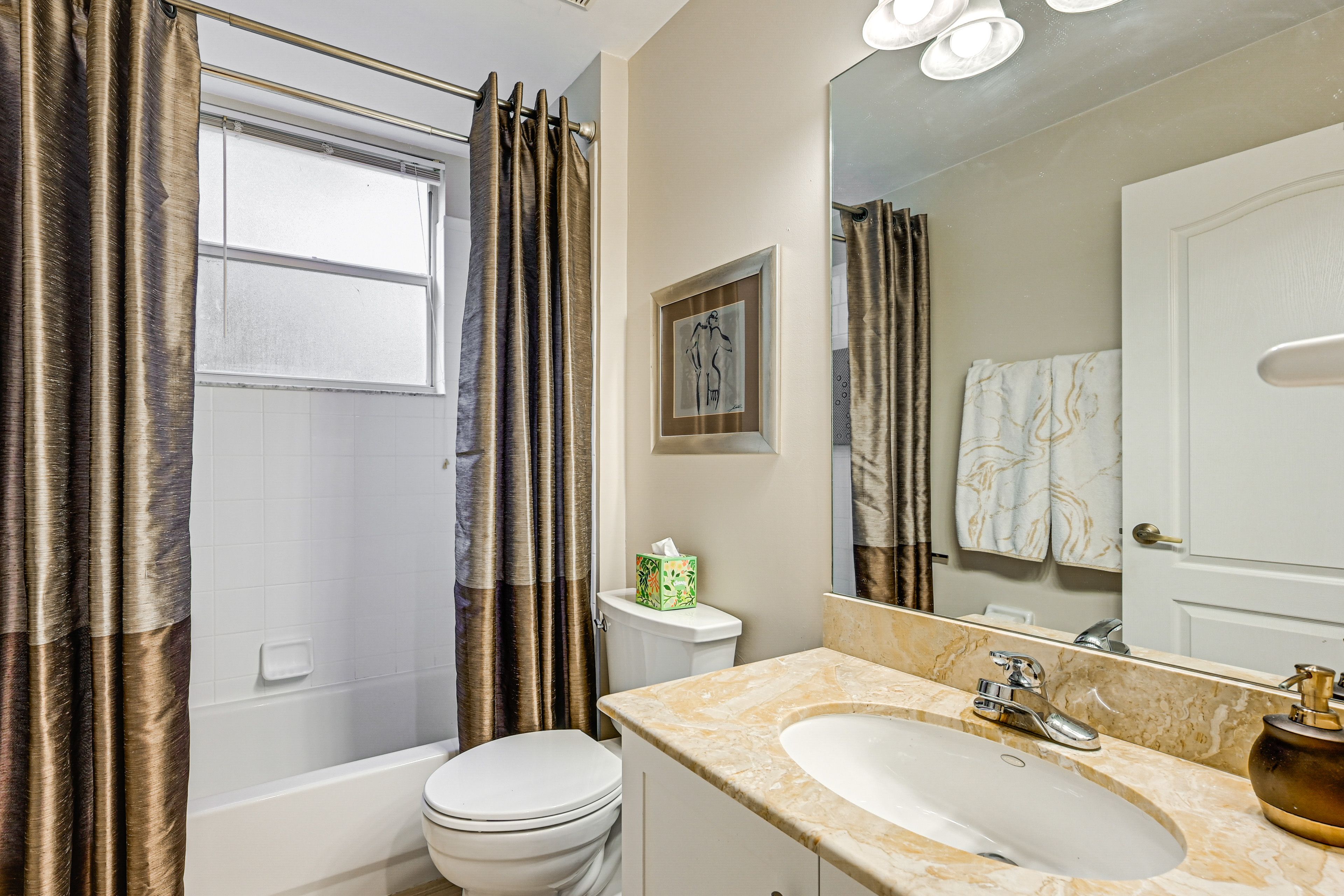 Full Bathroom
