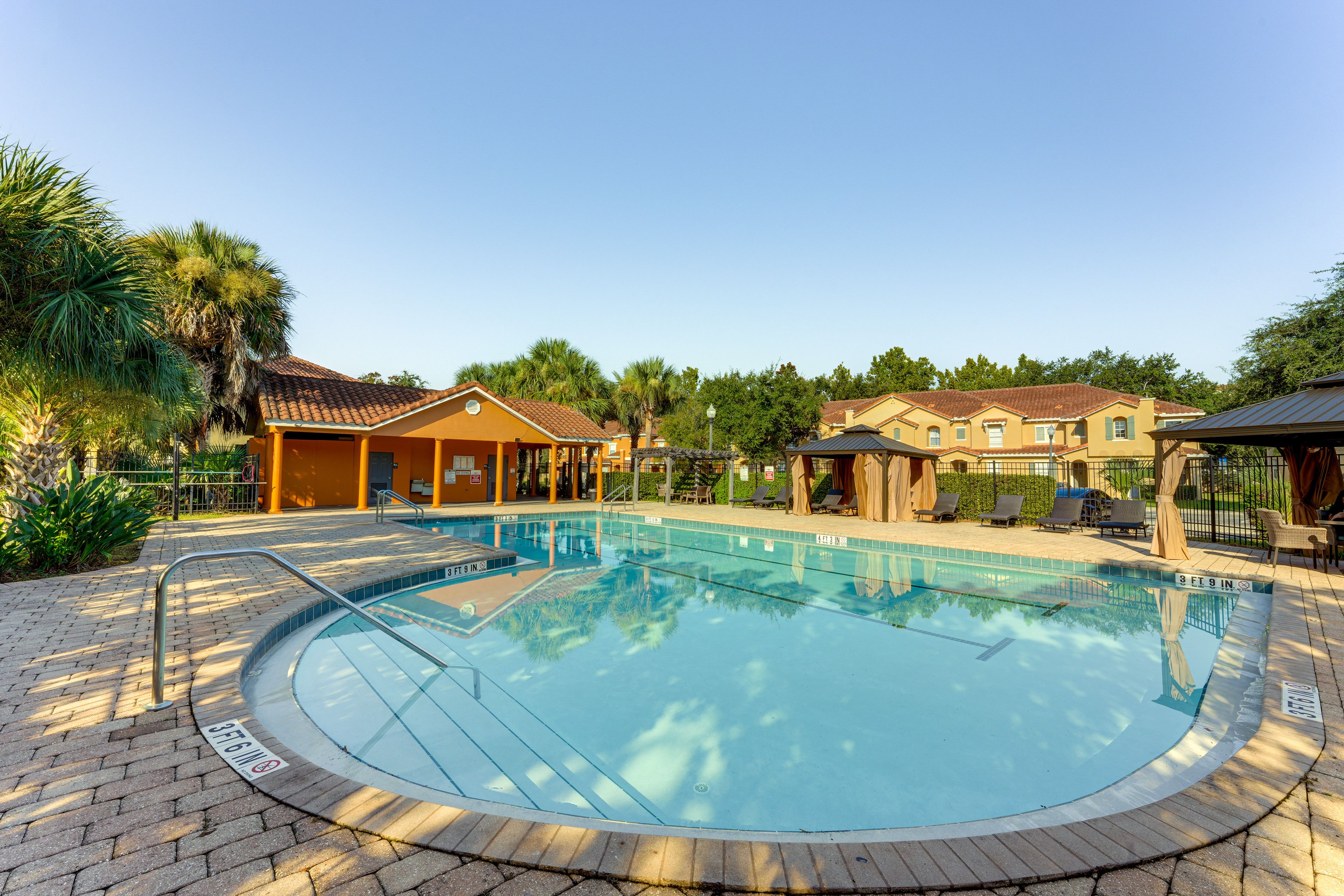 Crestwynd Bay | Community Amenities