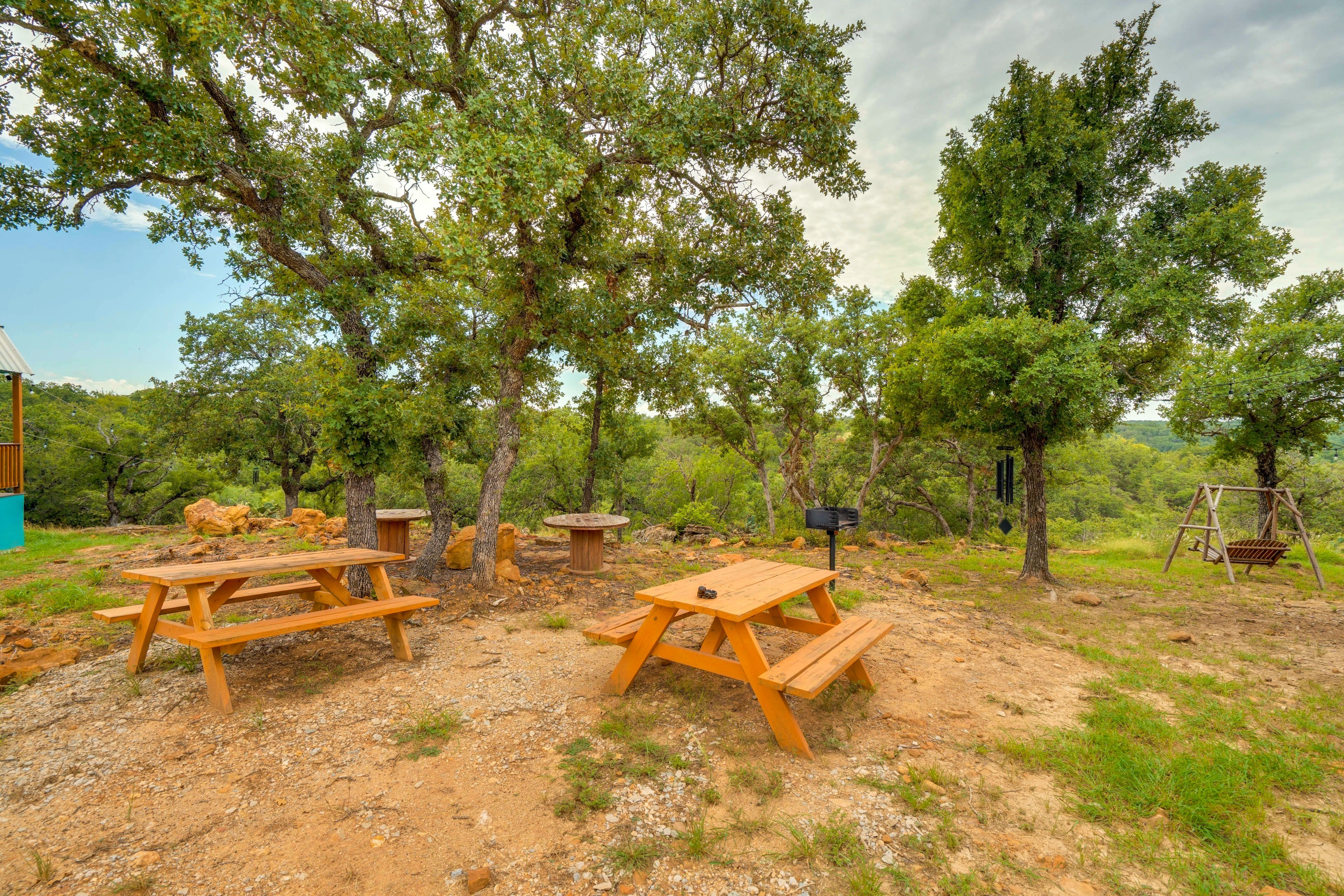 Shared Outdoor Space | Picnic Tables | Charcoal Grill