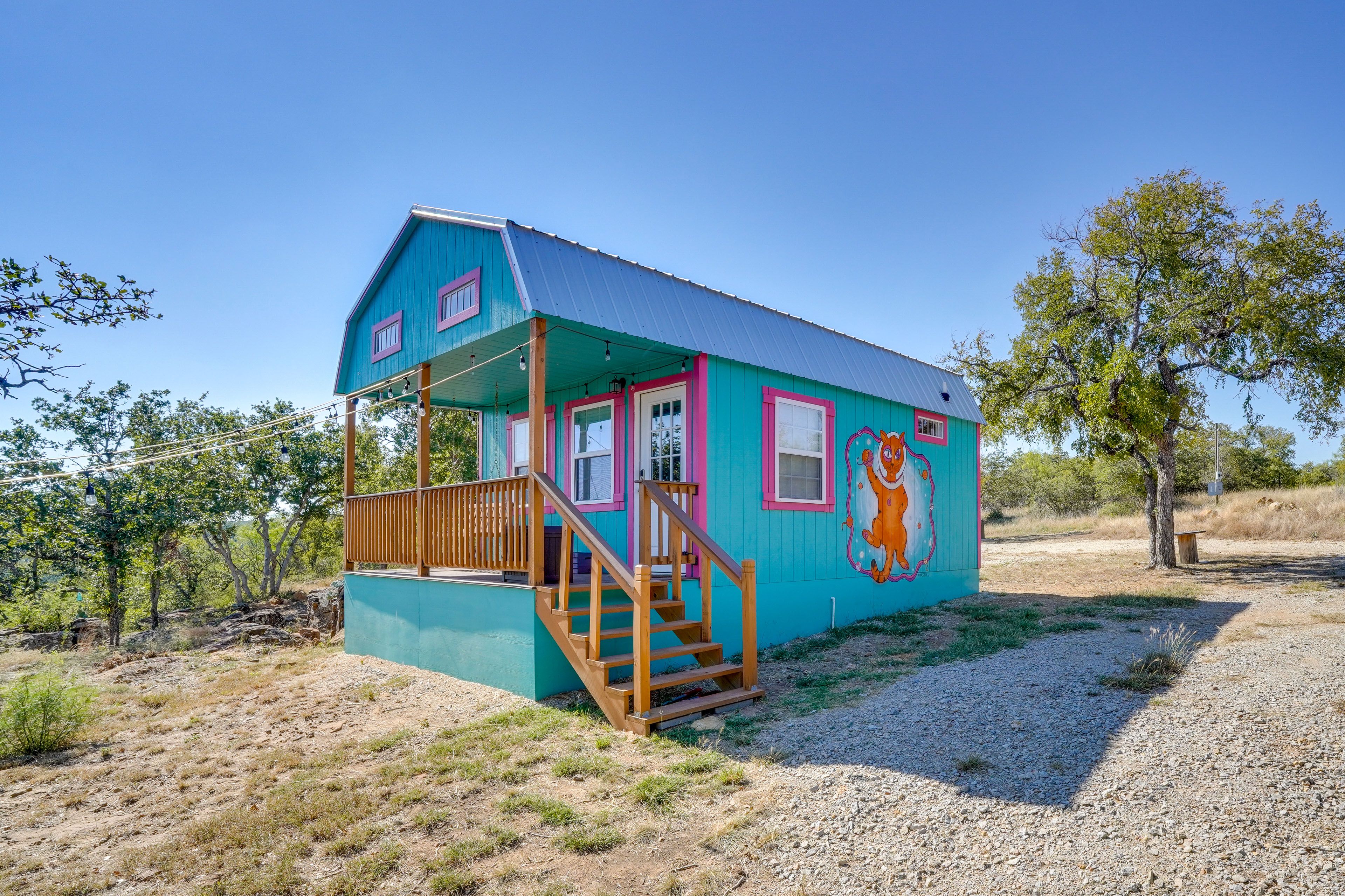 Brownwood Vacation Rental | 1BR | 1BA | Stairs Required | 448 Sq Ft