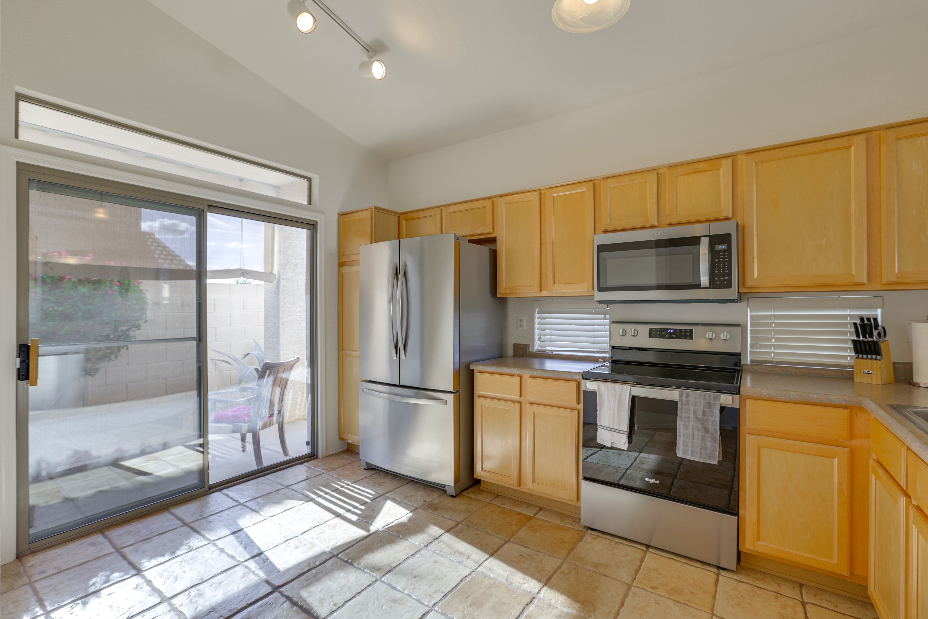 Kitchen | Dishwasher | Keurig Coffee Maker