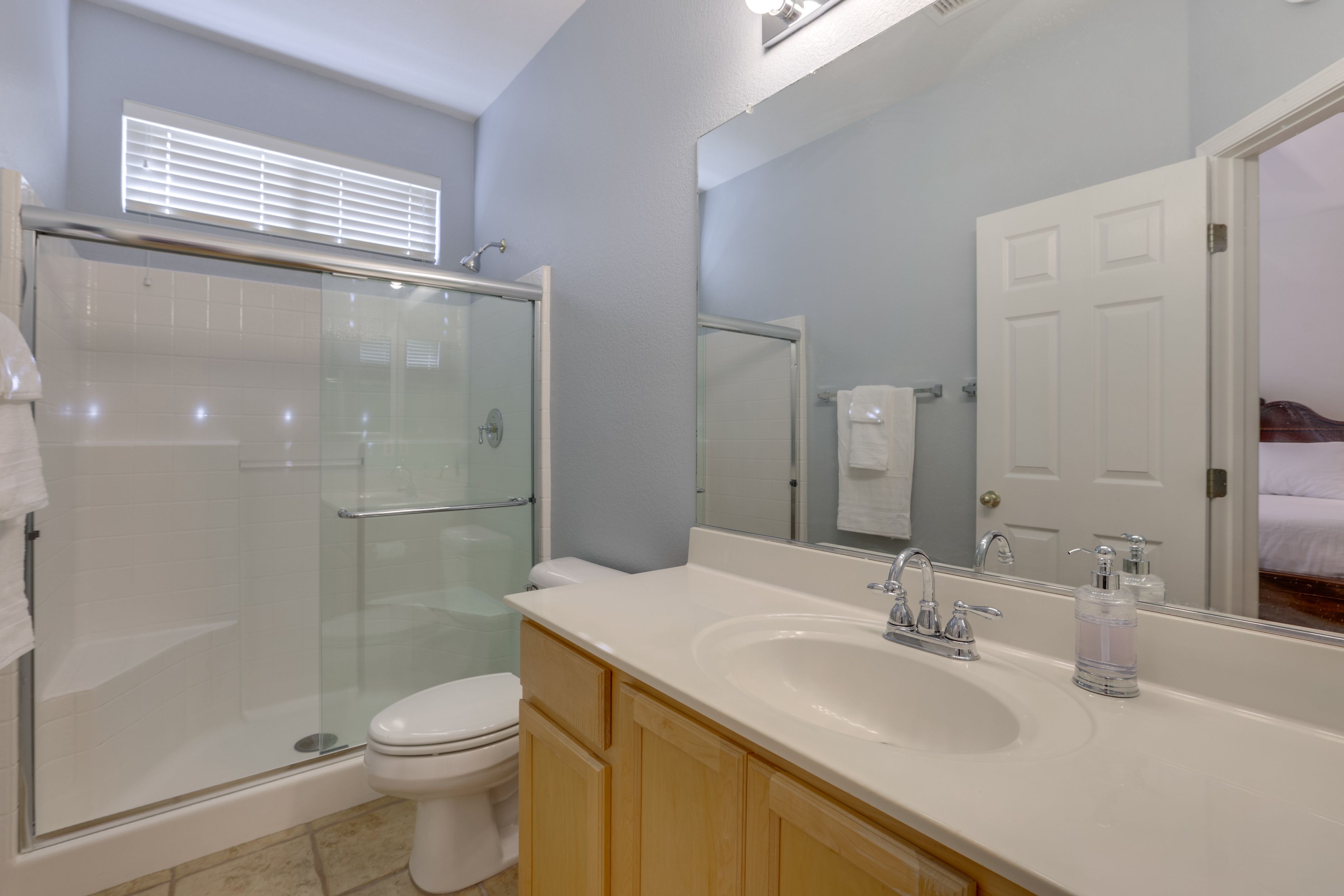 En-Suite Bathroom | Towels Provided