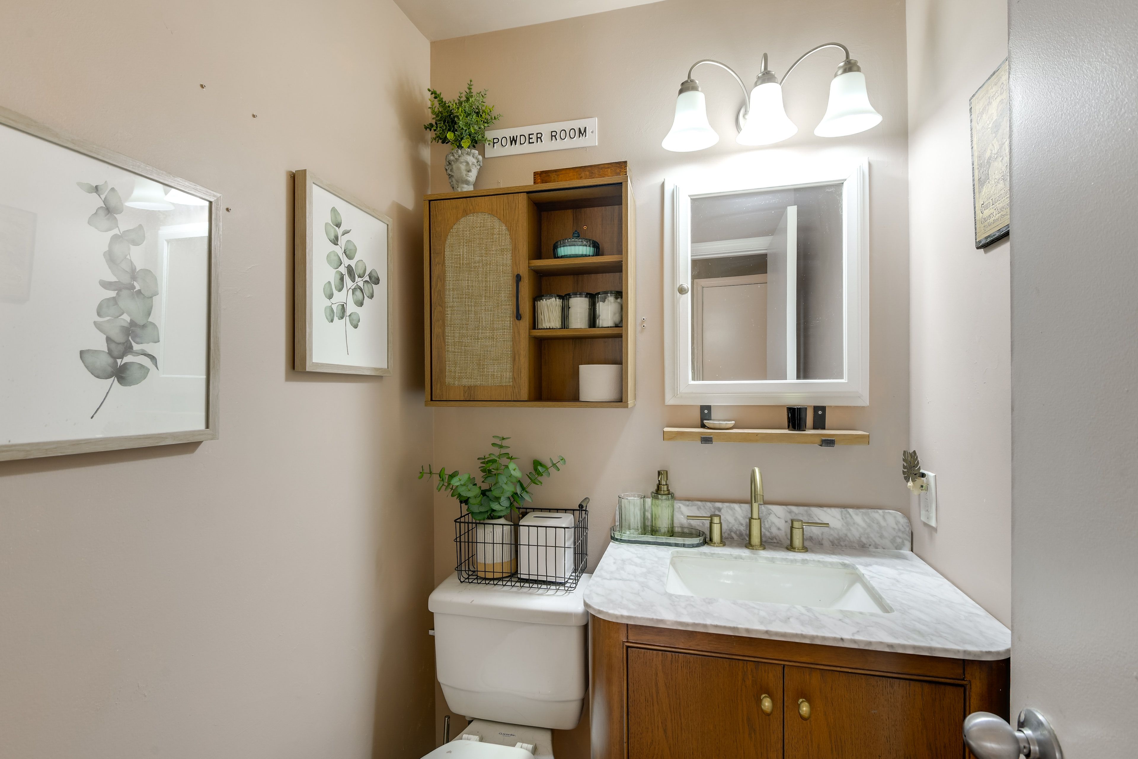 Half Bath | 1st Floor