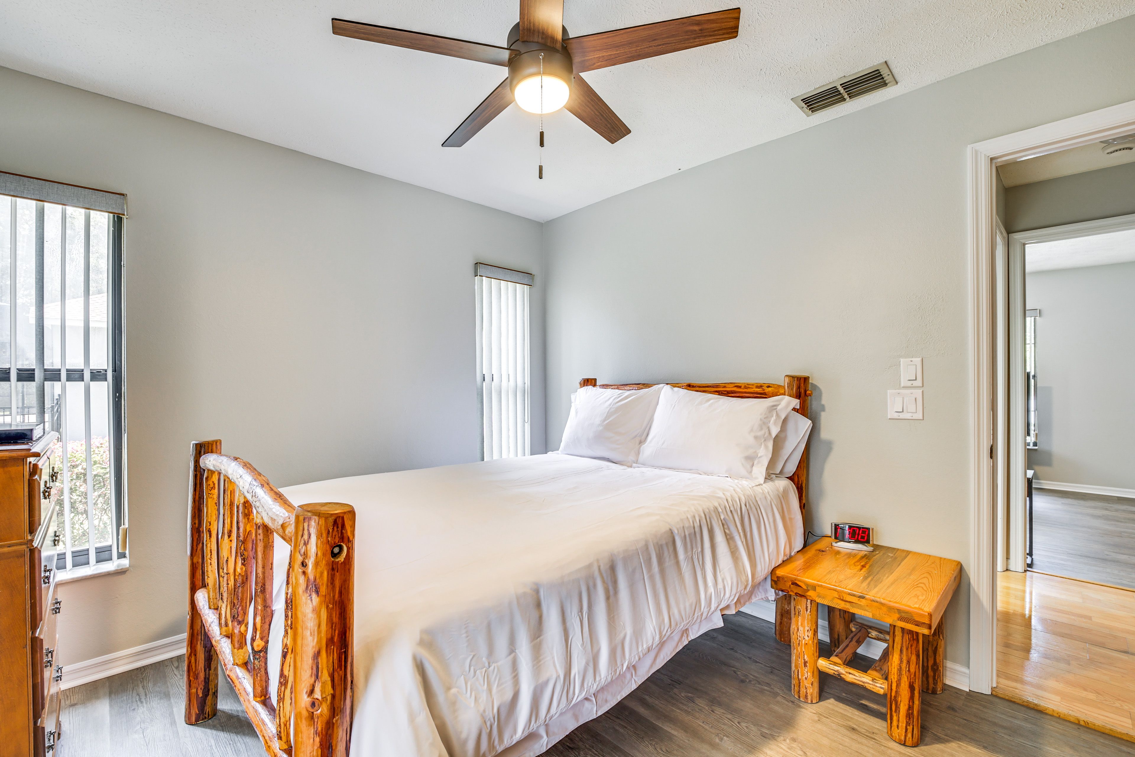 Bedroom 2 | Full Bed
