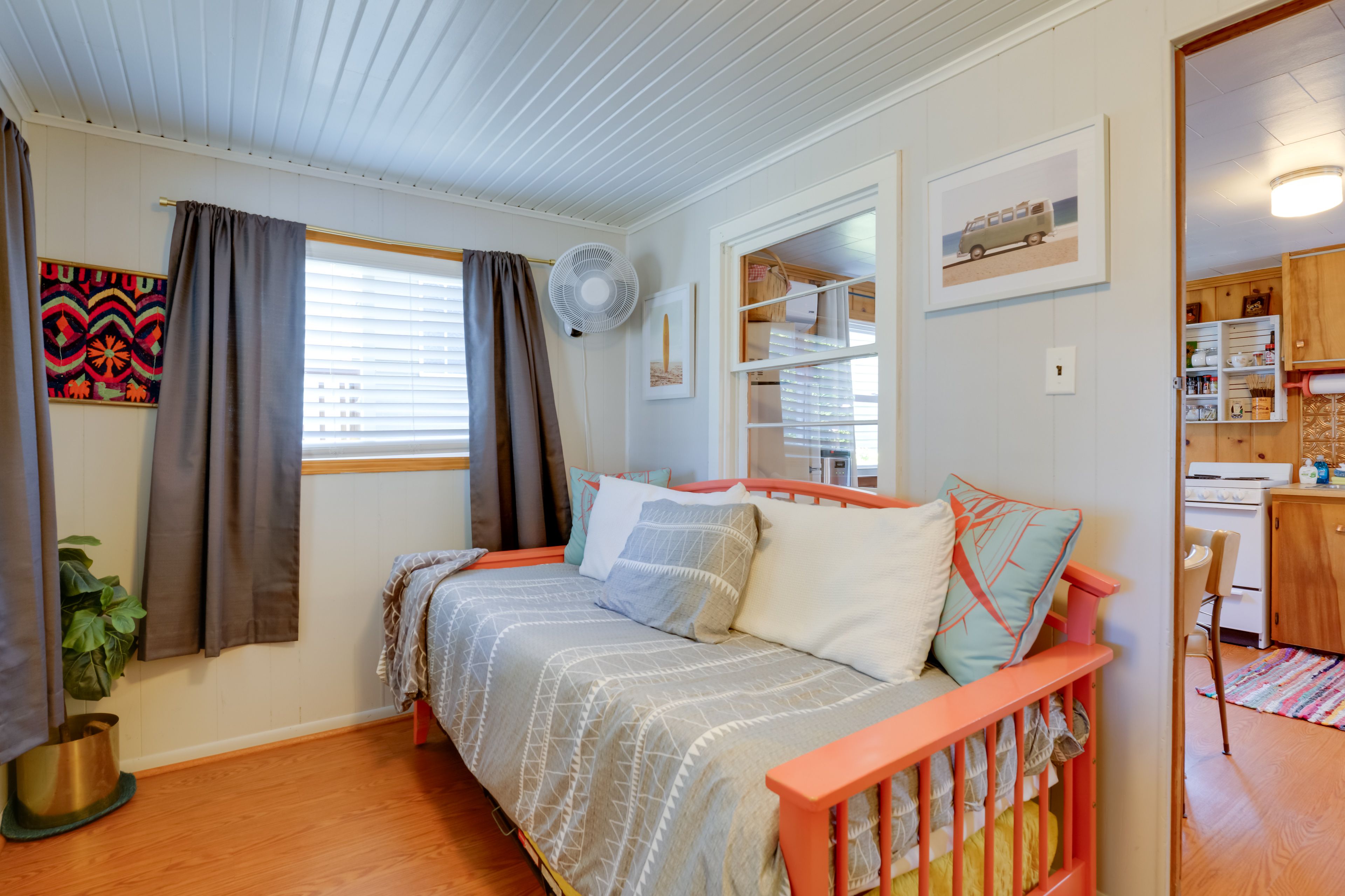 Living Space | Twin Daybed w/ Twin Trundle Bed (Converts to Full Bed)