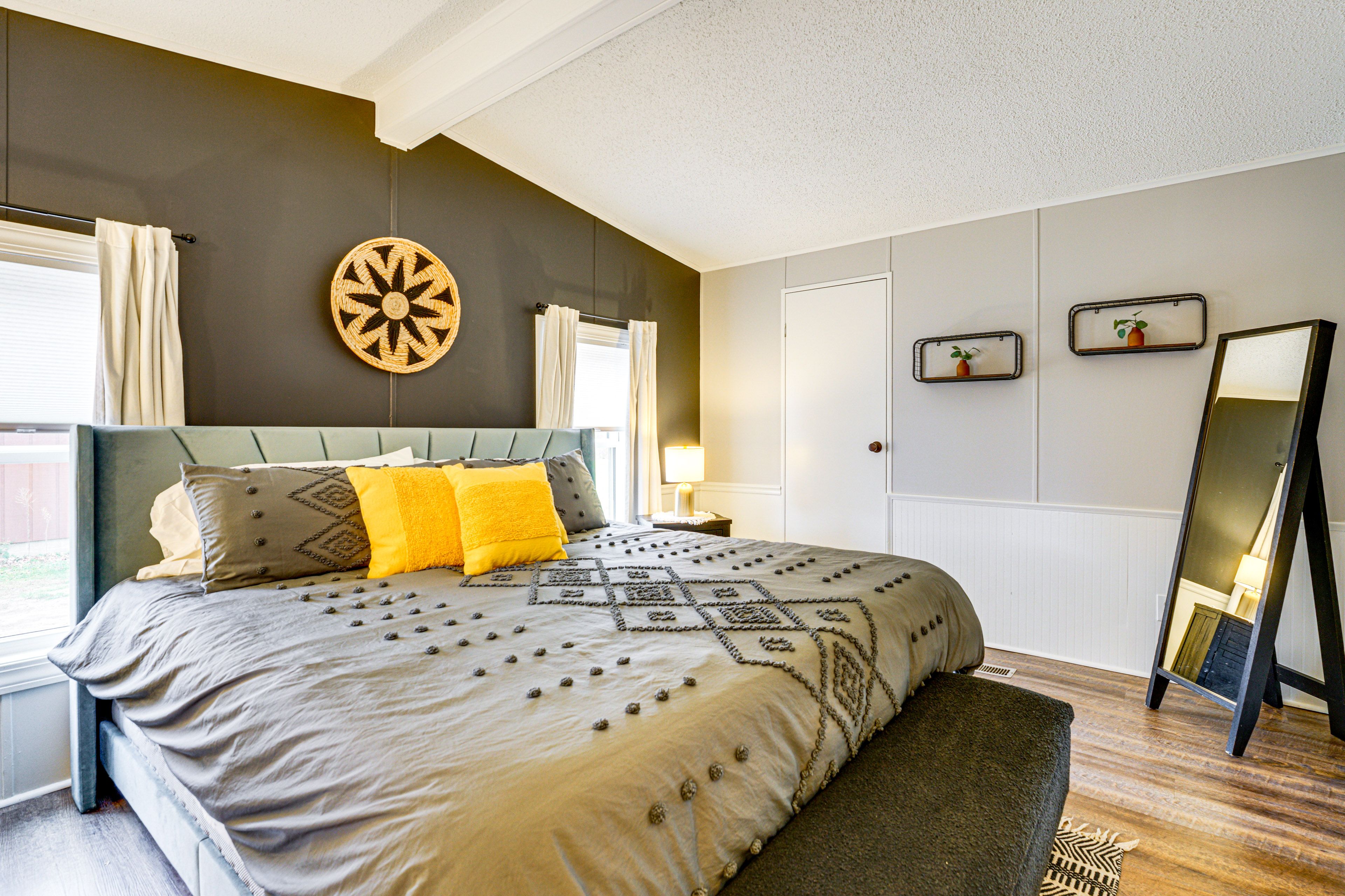 Bedroom 1 | King Bed | Linens Provided