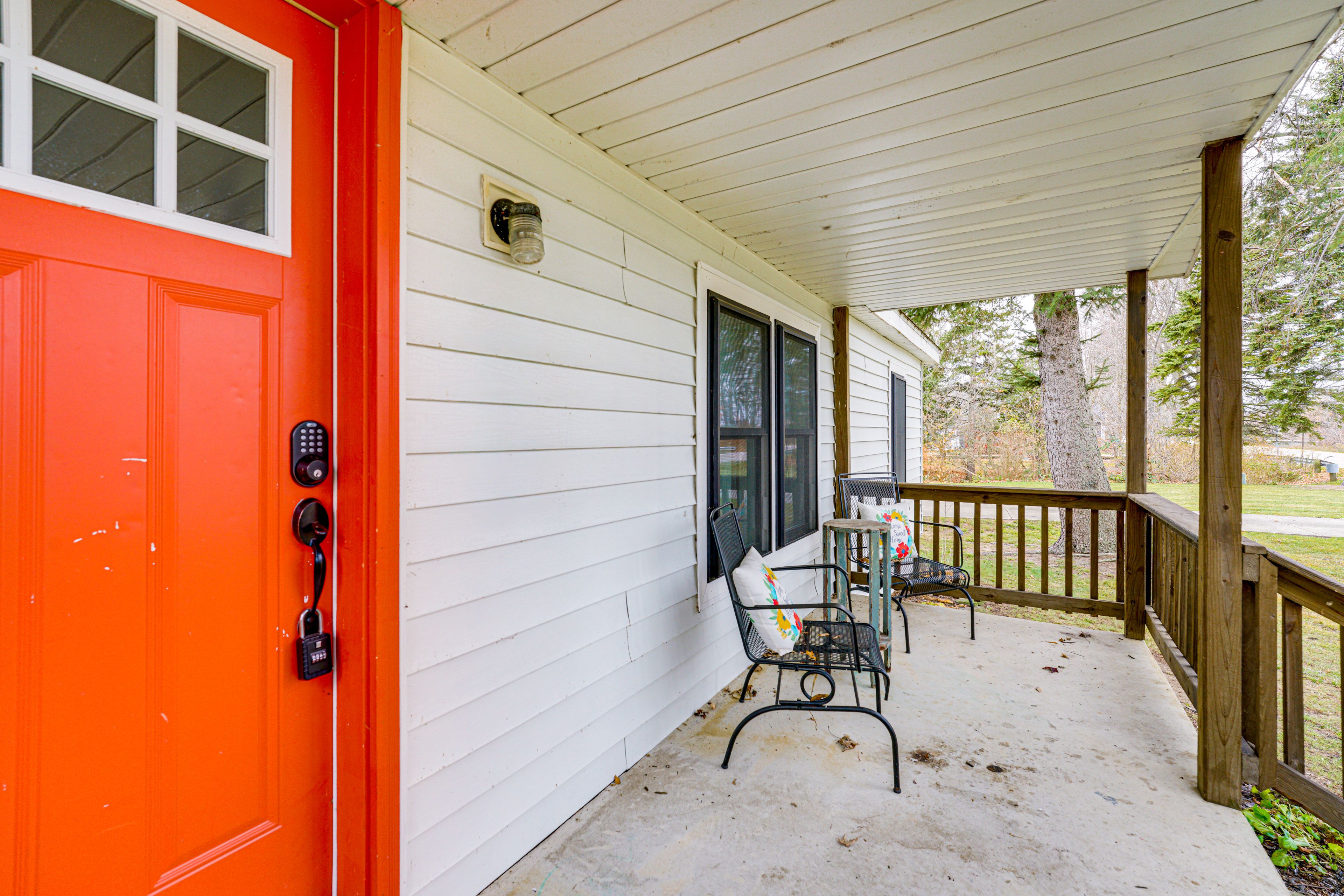 Home Entrance | Covered Front Porch
