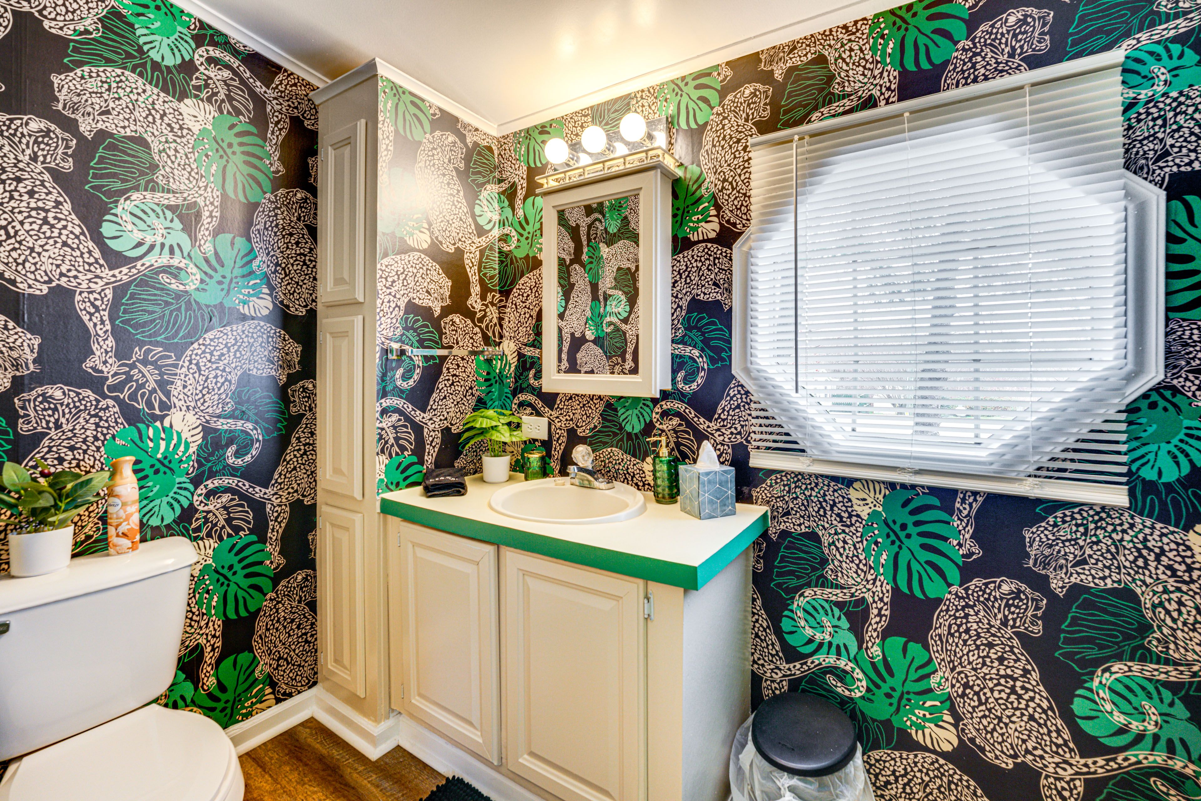 En-Suite Bathroom | Towels Provided