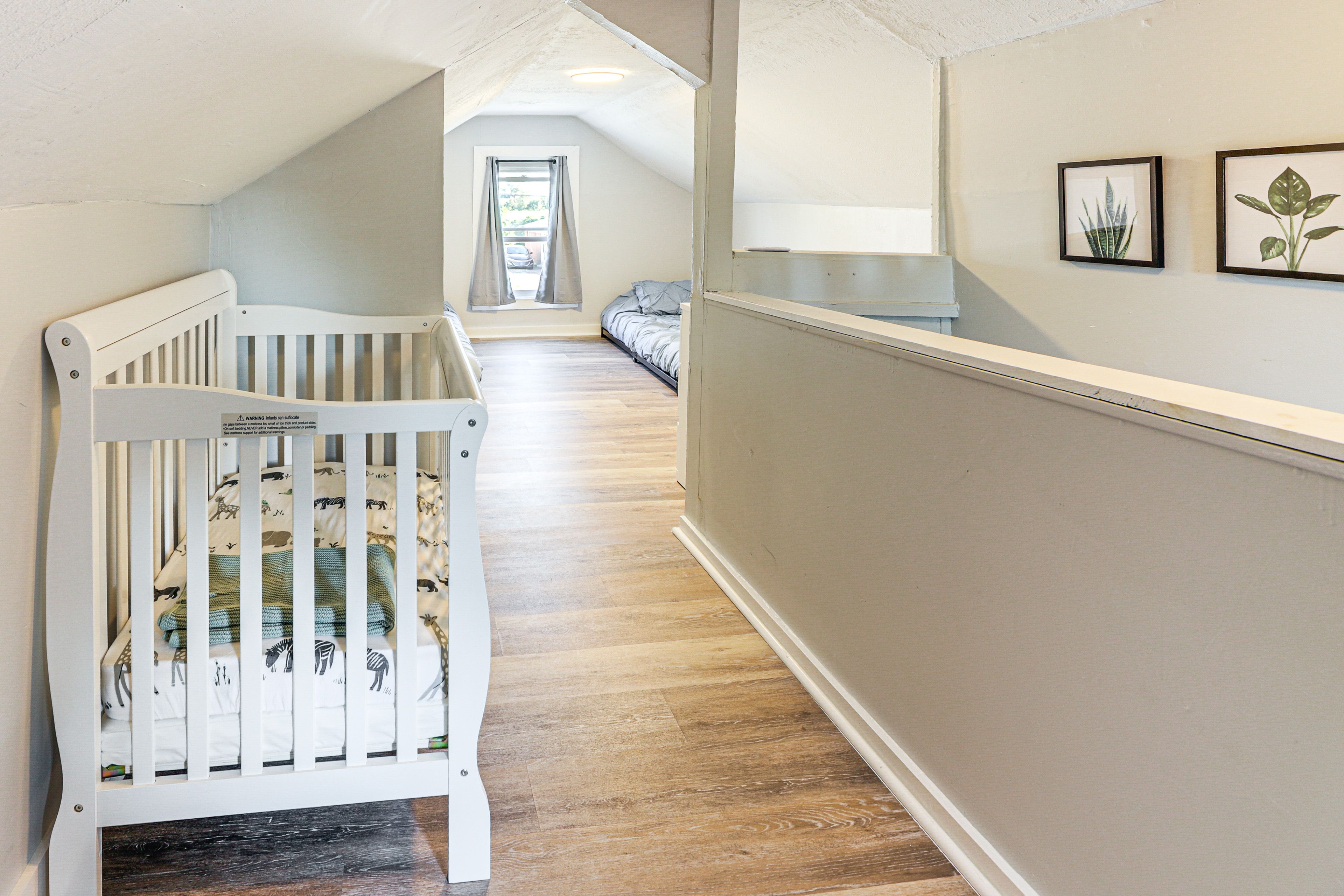 Loft | 2nd Floor | 2 Twin Beds | Crib