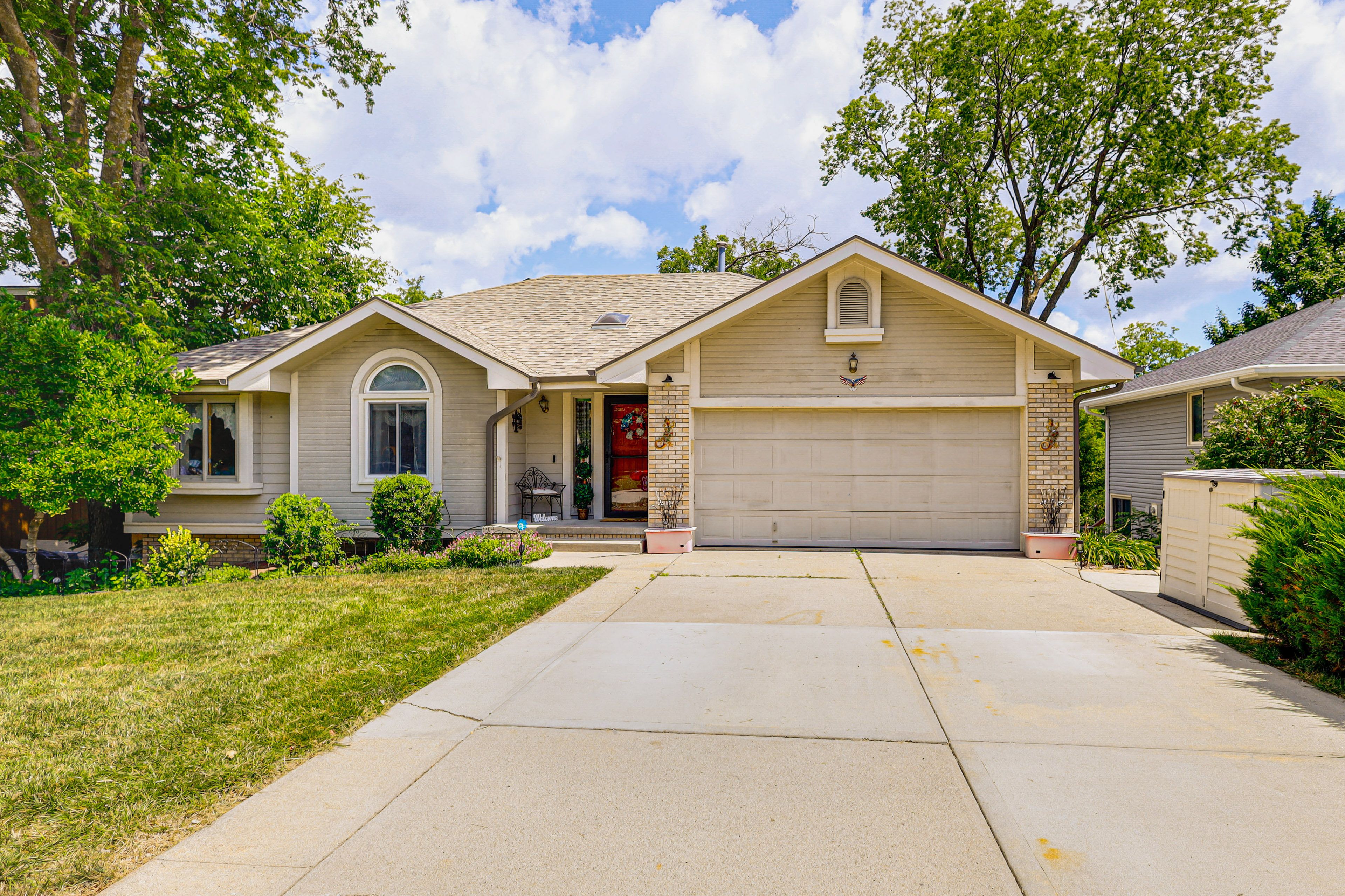 Property Exterior | Single-Story Townhome (Main Floor)