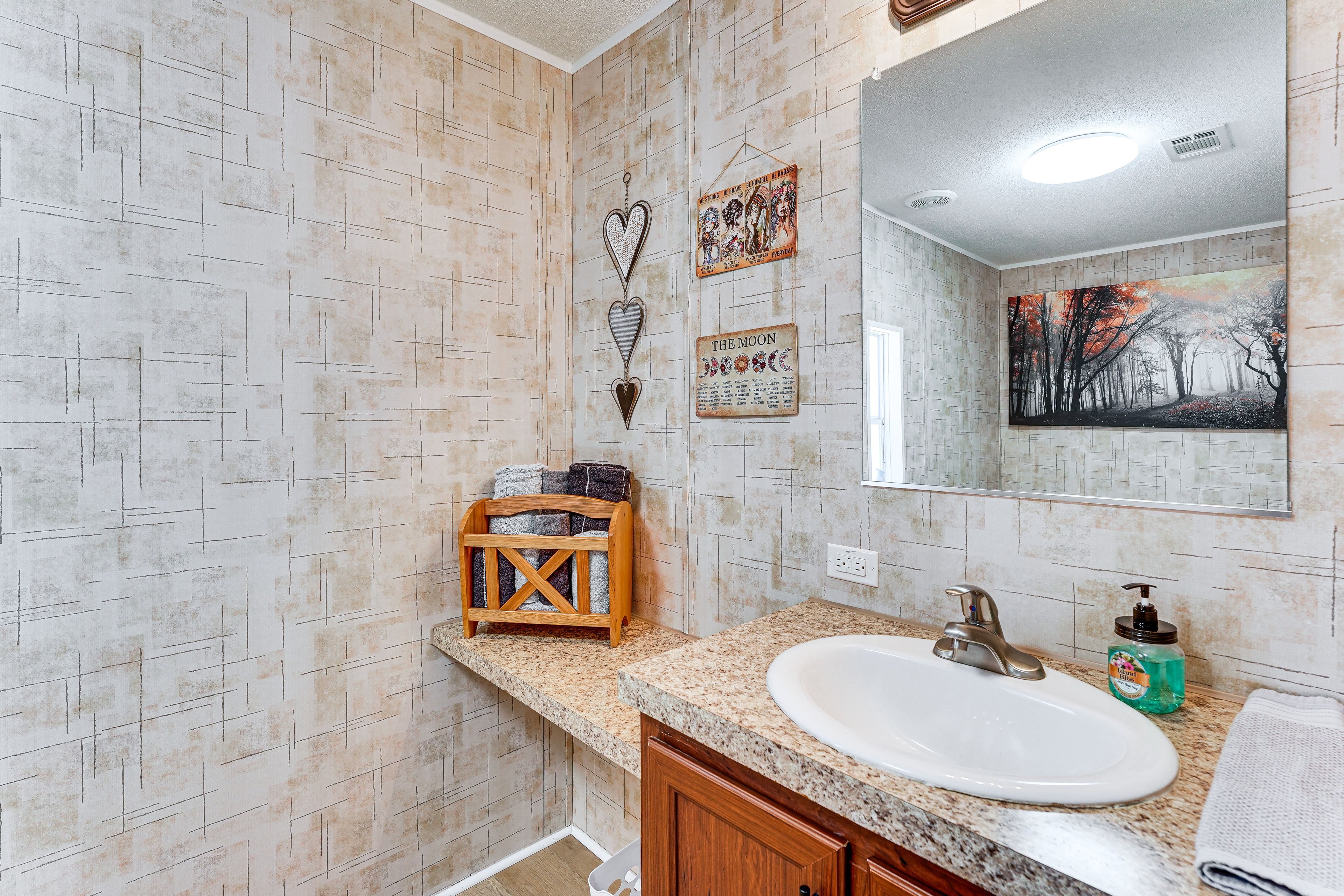 En-Suite Bathroom | Jetted Tub