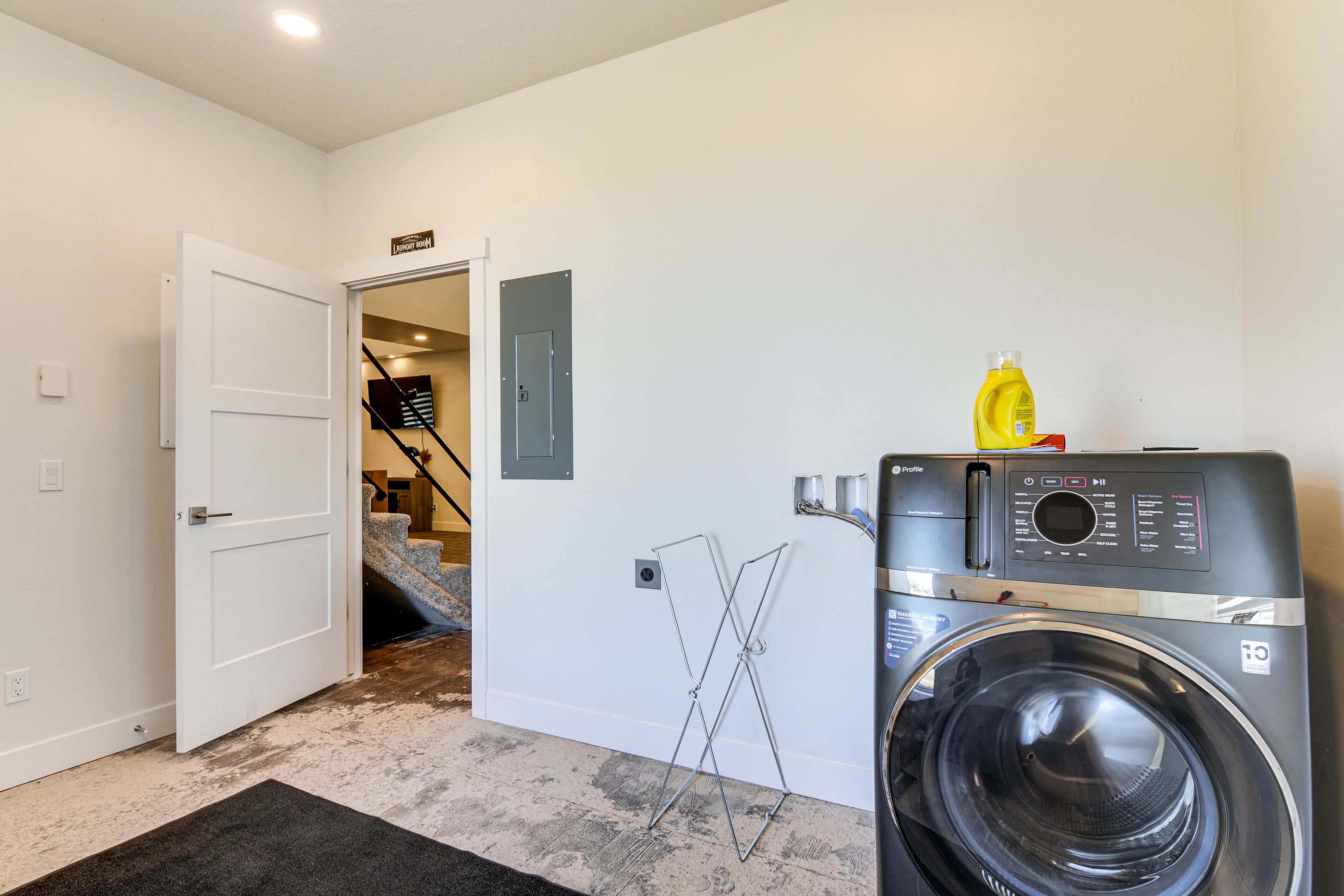 Washer/Dryer | 1st Floor
