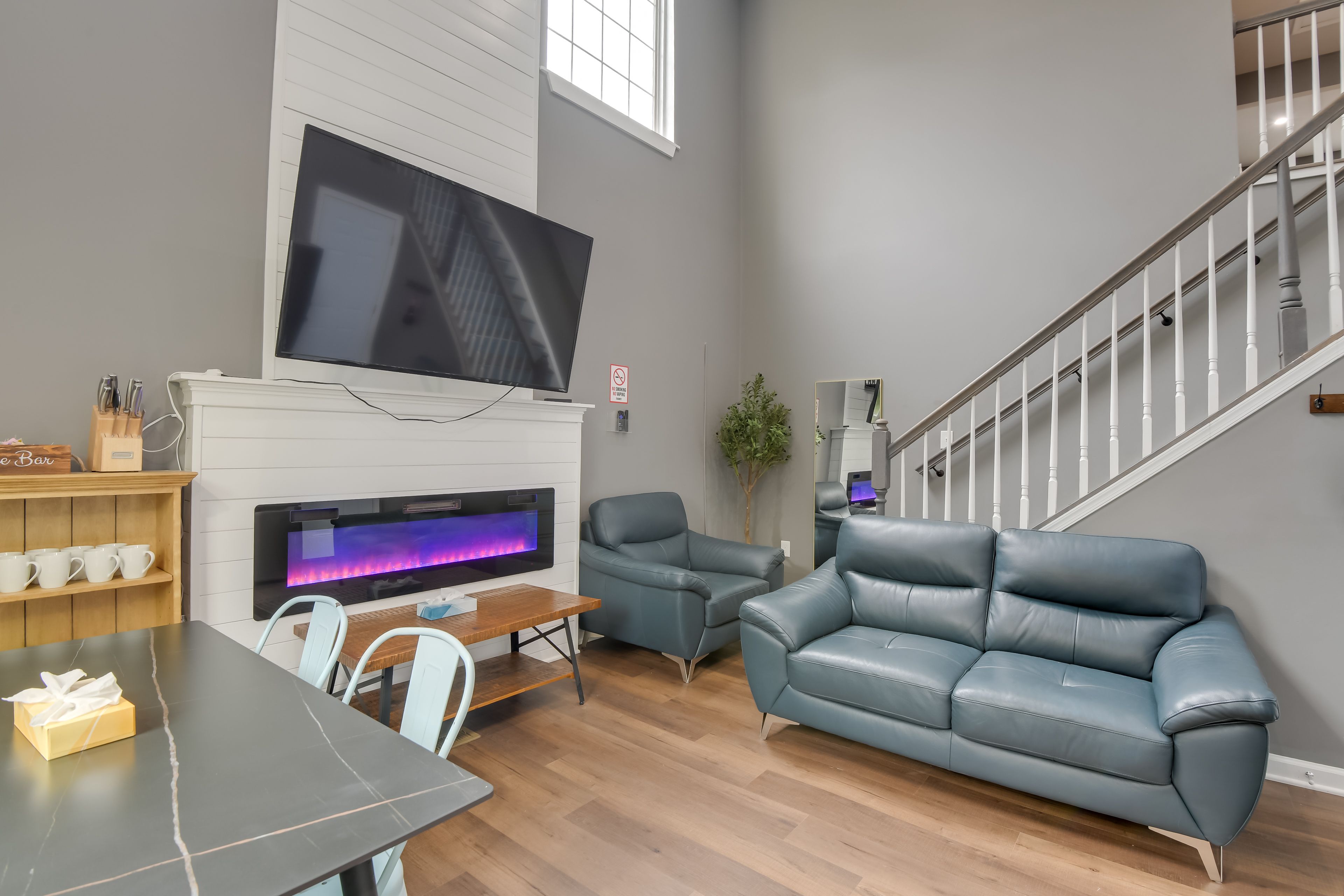 Living Room | 1st Floor | Electric Fireplace | Smart TV | Free WiFi