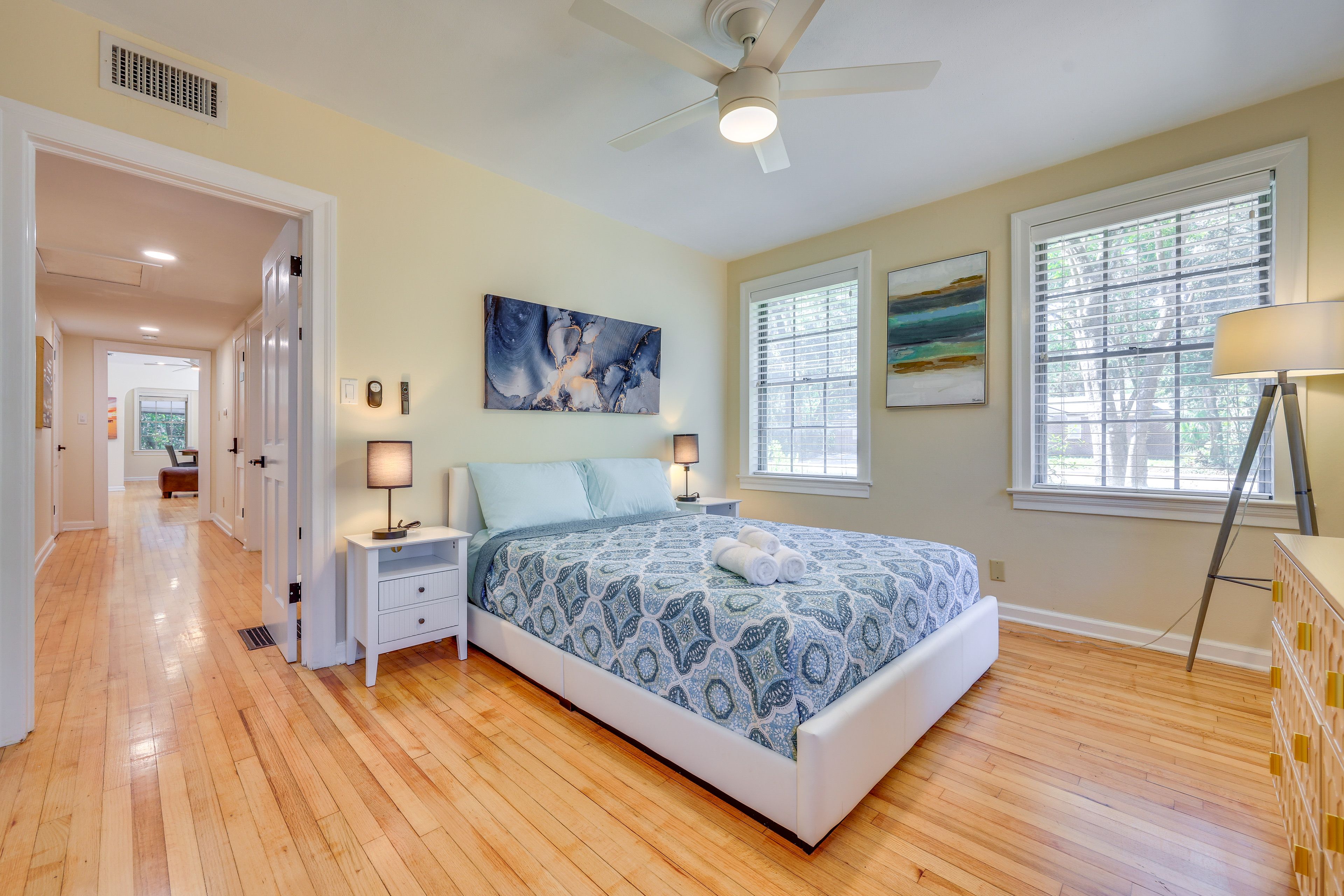Bedroom 3 | Queen Bed | Smart TV